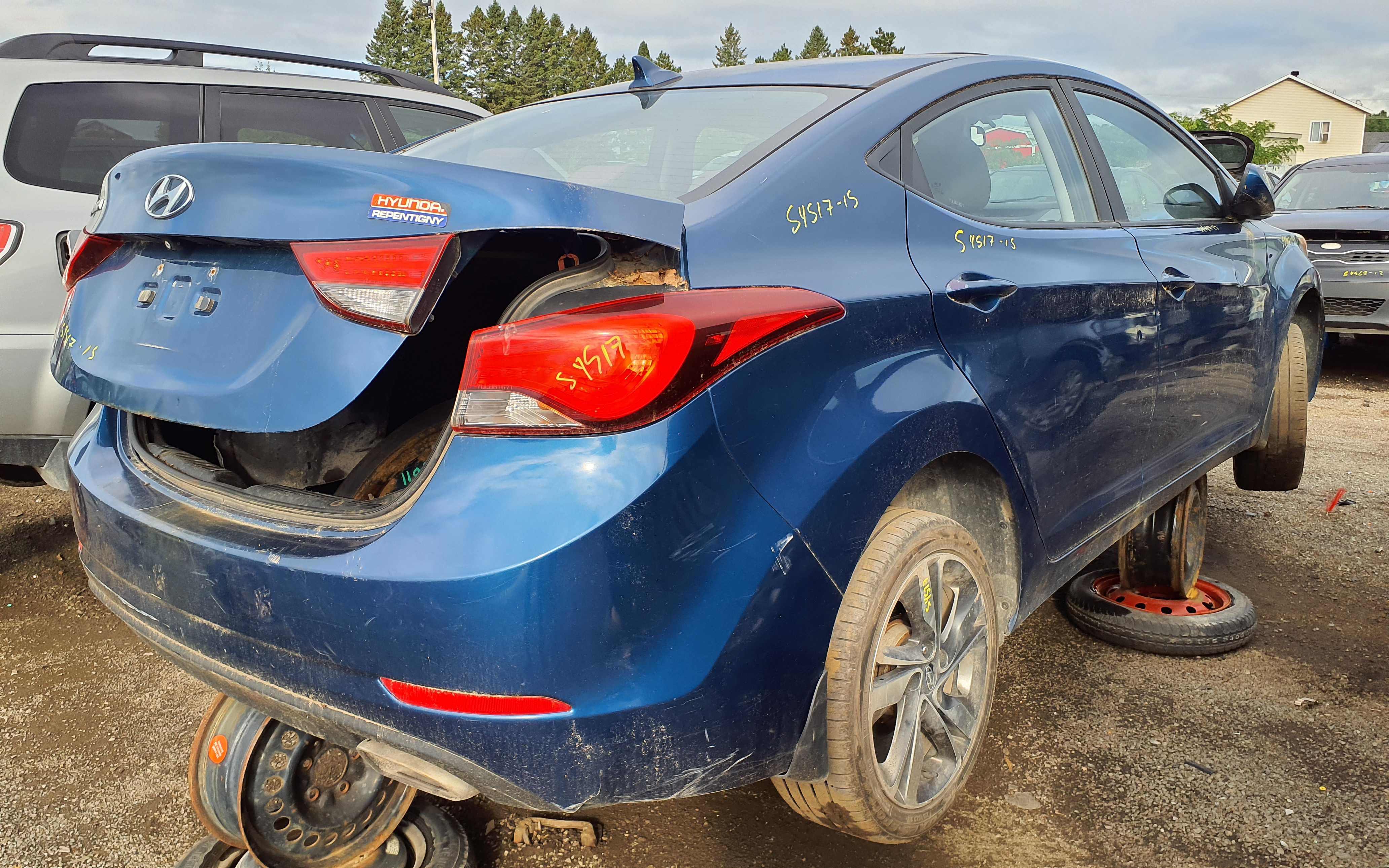 HYUNDAI ELANTRA 2015