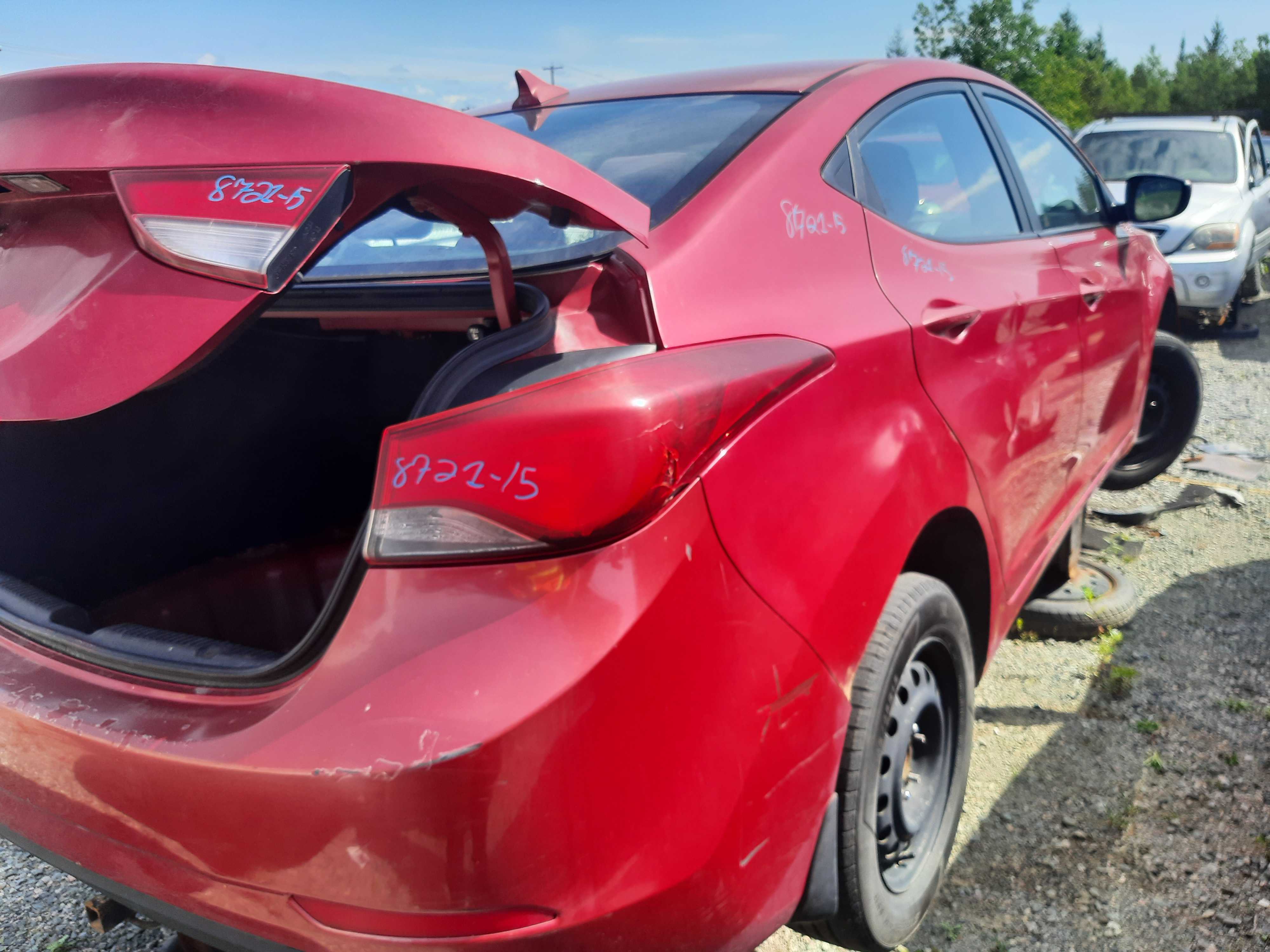 HYUNDAI ELANTRA 2015