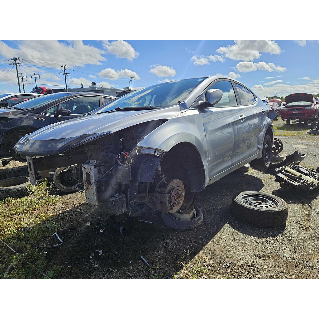 HYUNDAI ELANTRA 2015