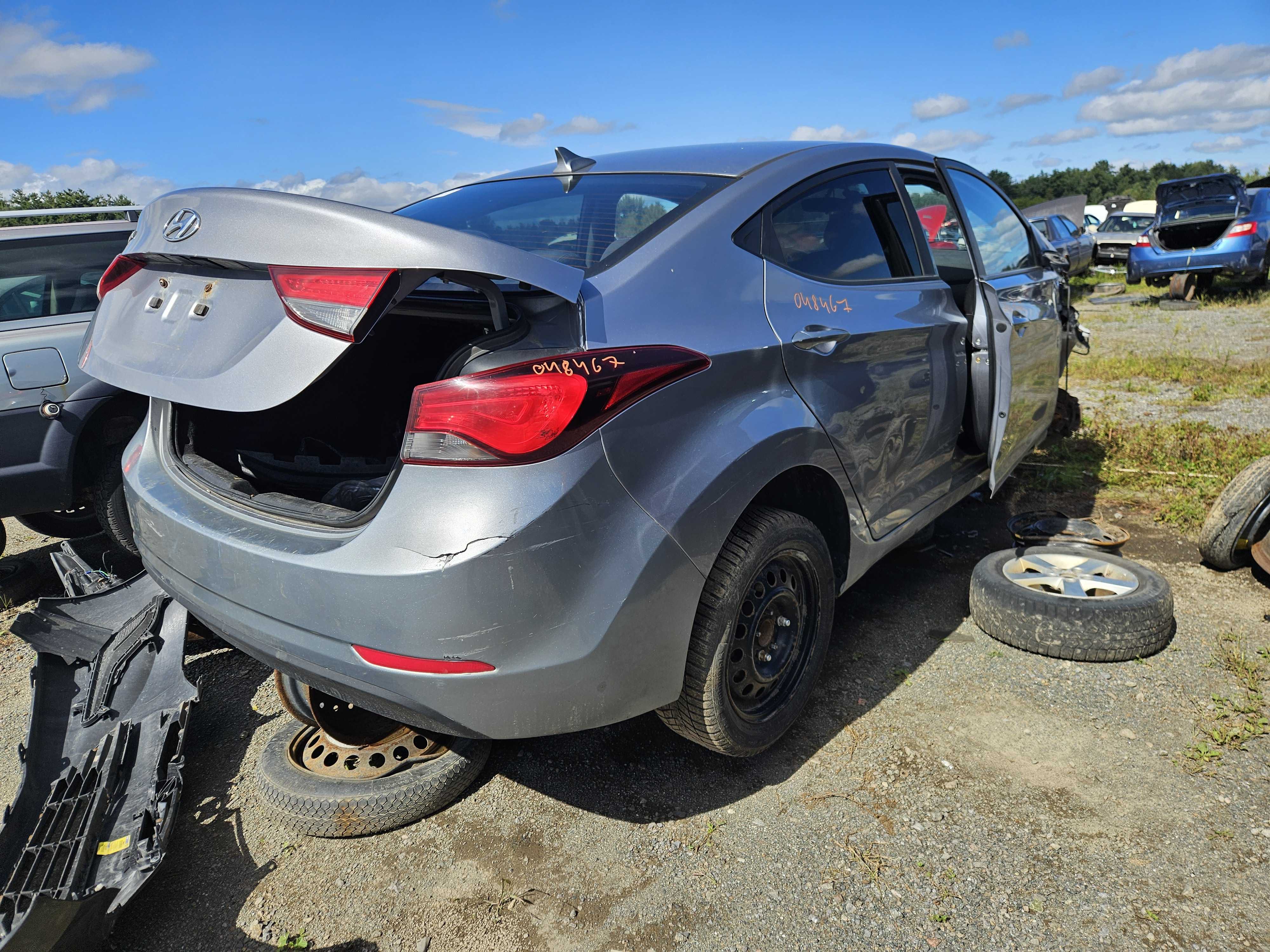 HYUNDAI ELANTRA 2015