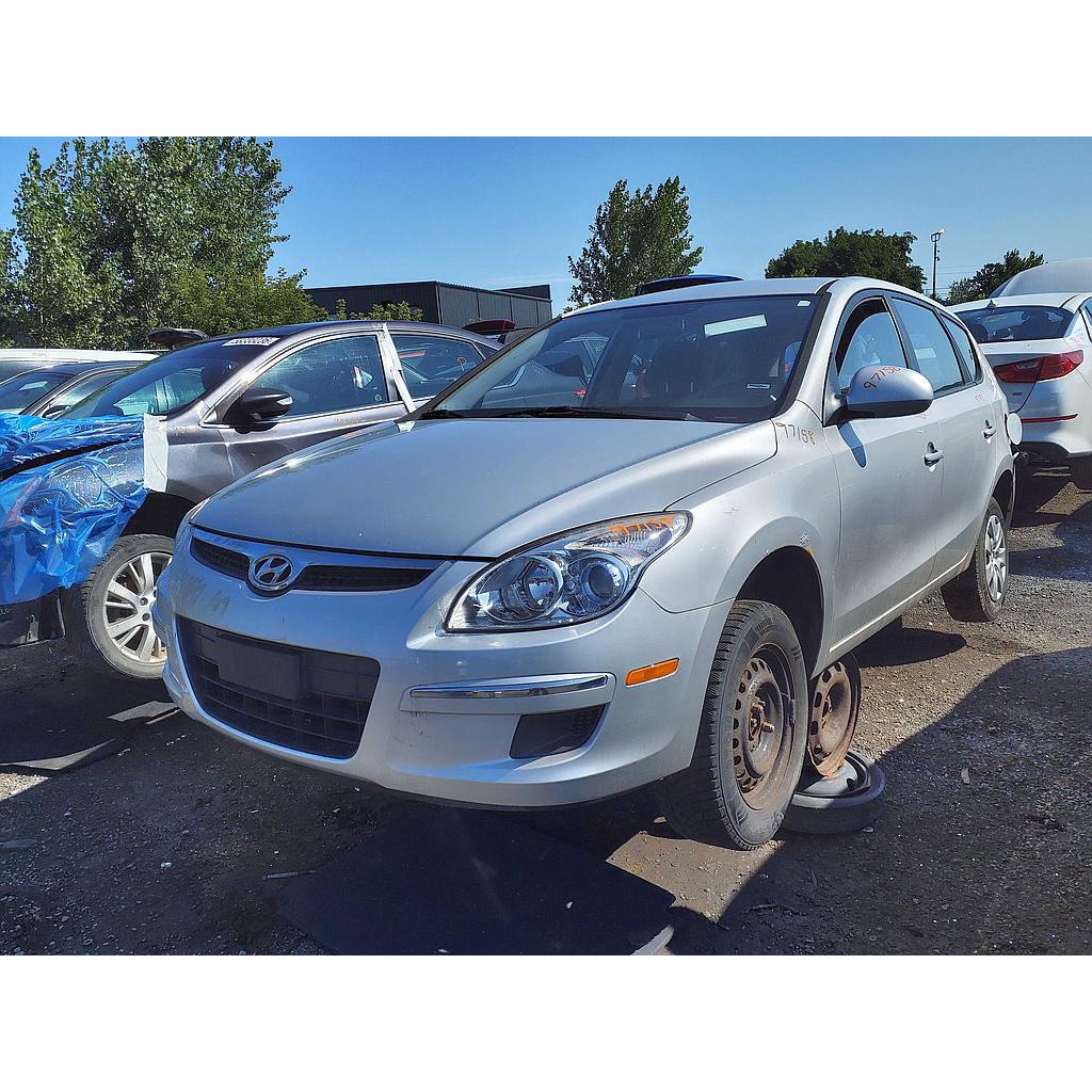 HYUNDAI ELANTRA TOURING 2012