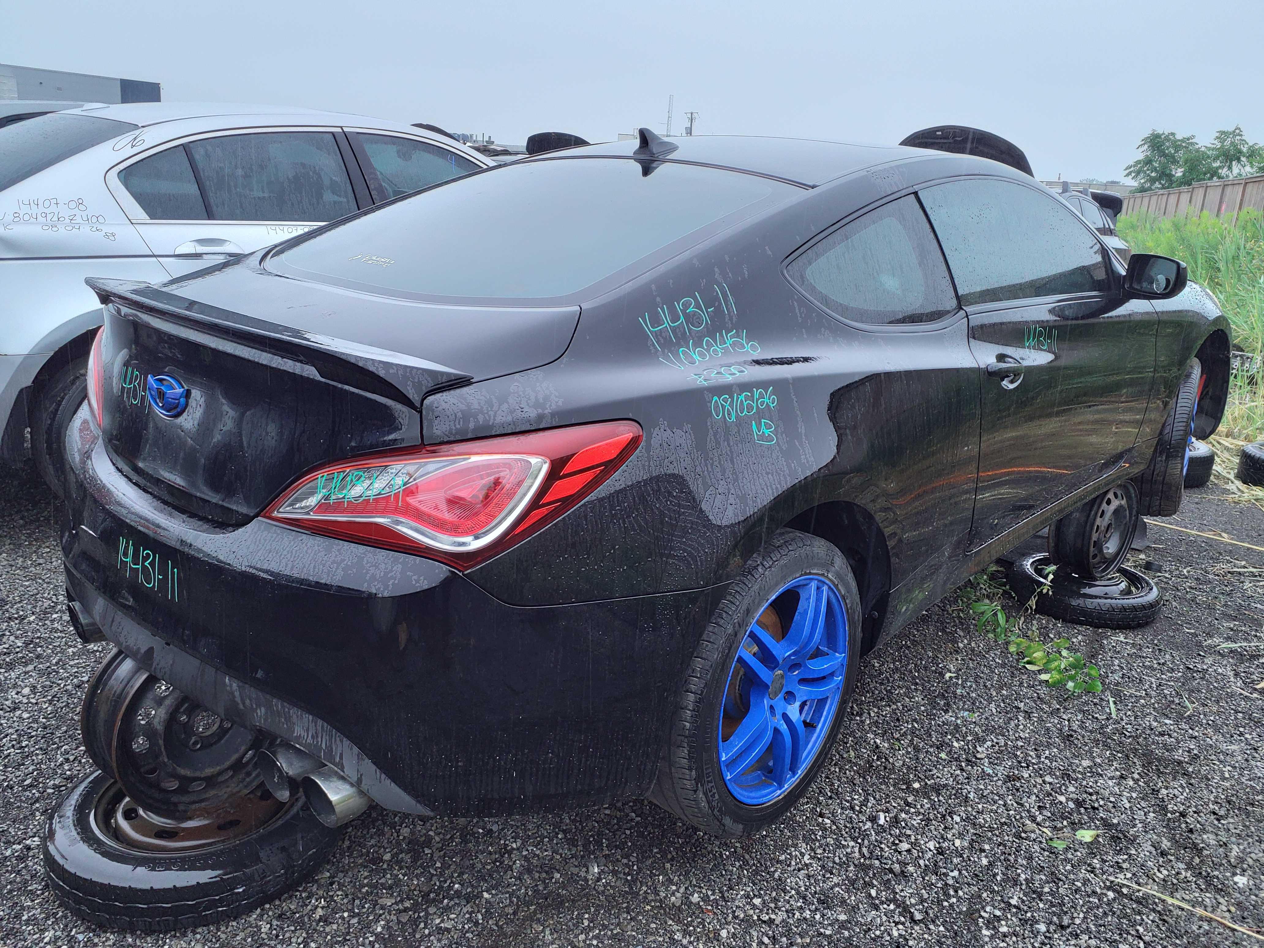 HYUNDAI GENESIS 2011