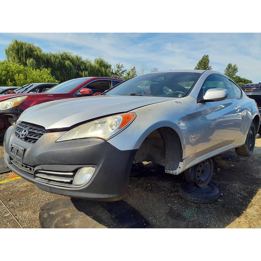 HYUNDAI GENESIS 2012