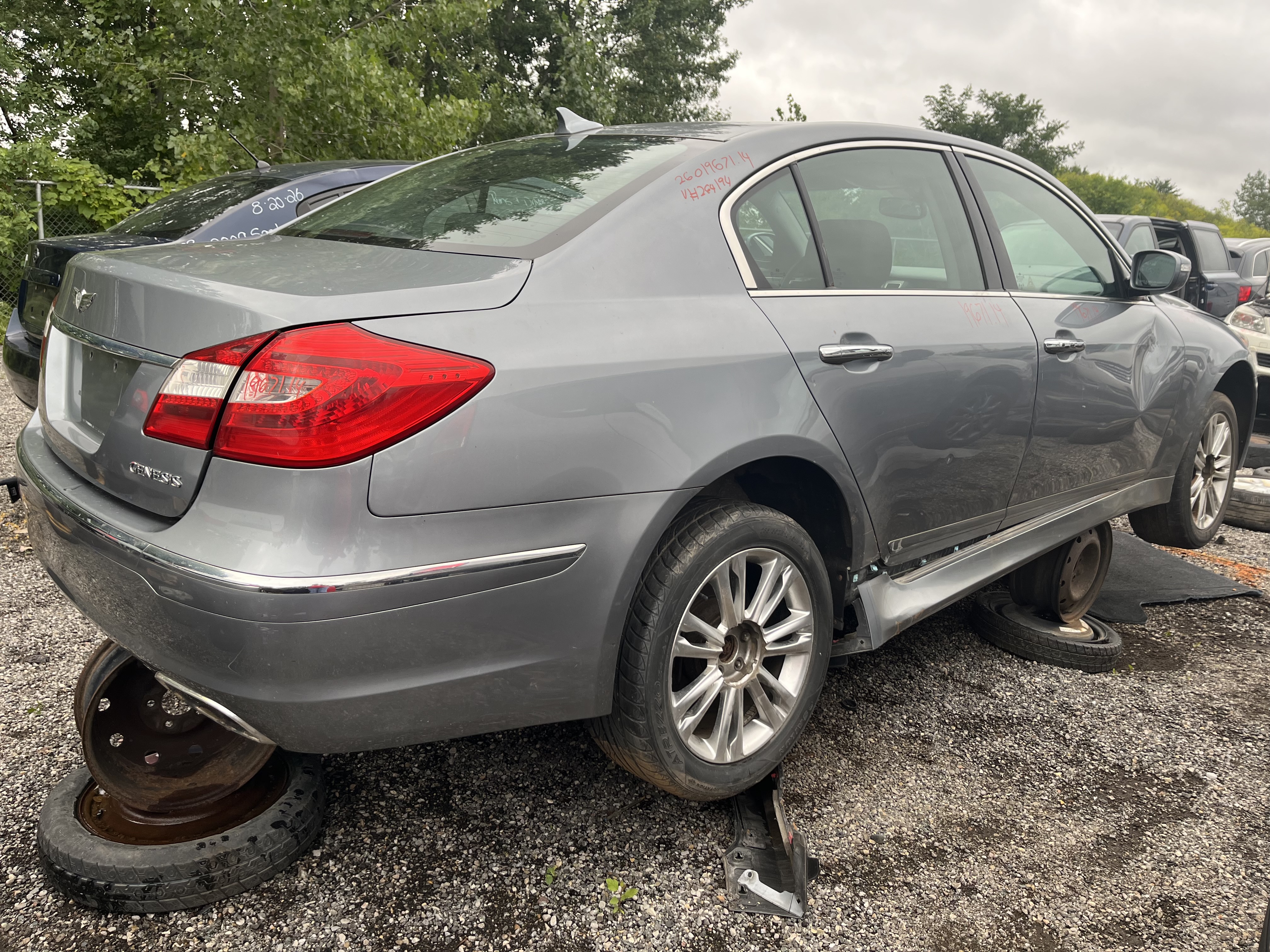HYUNDAI GENESIS 2014