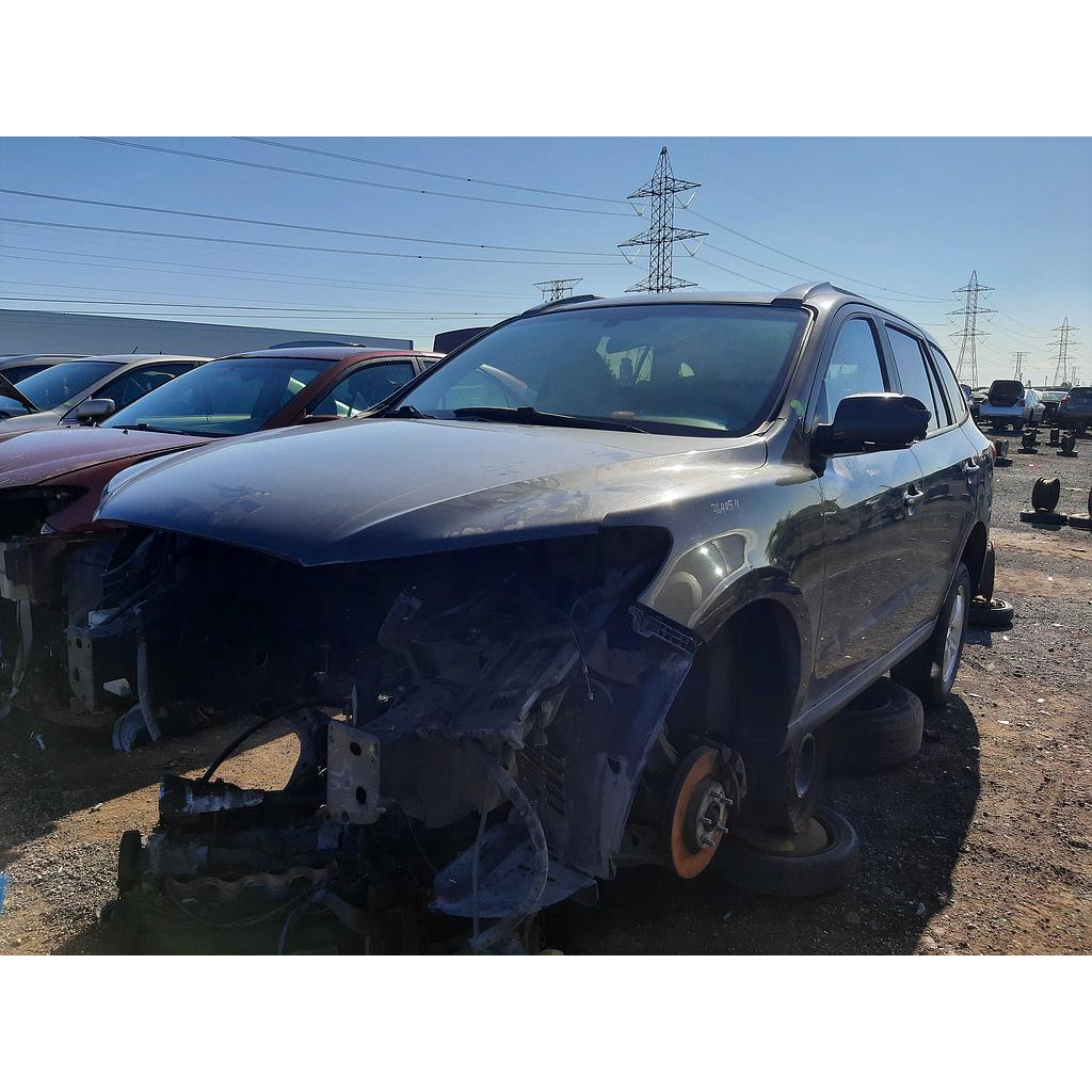 HYUNDAI SANTA FE 2011