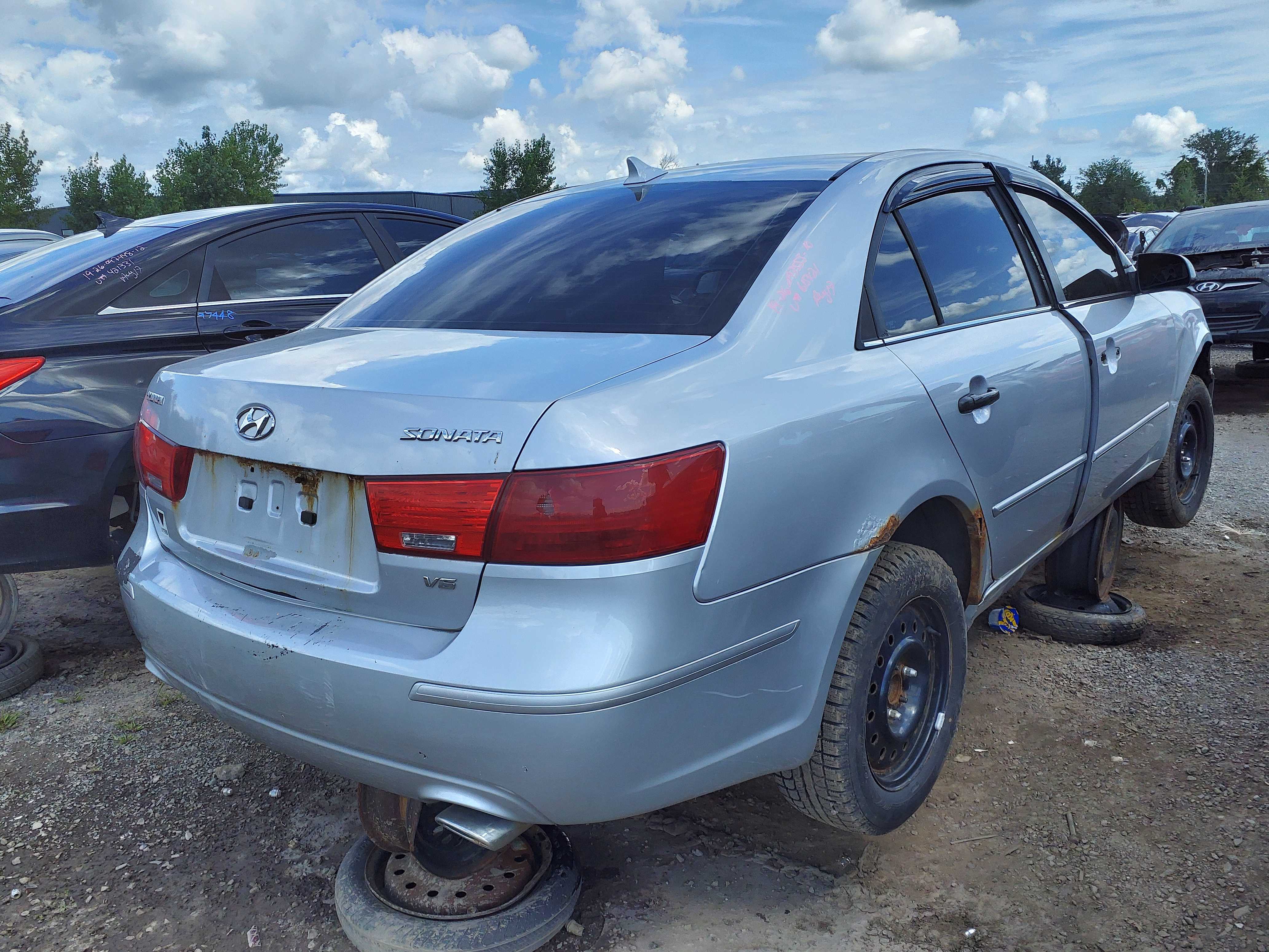 HYUNDAI SONATA 2010