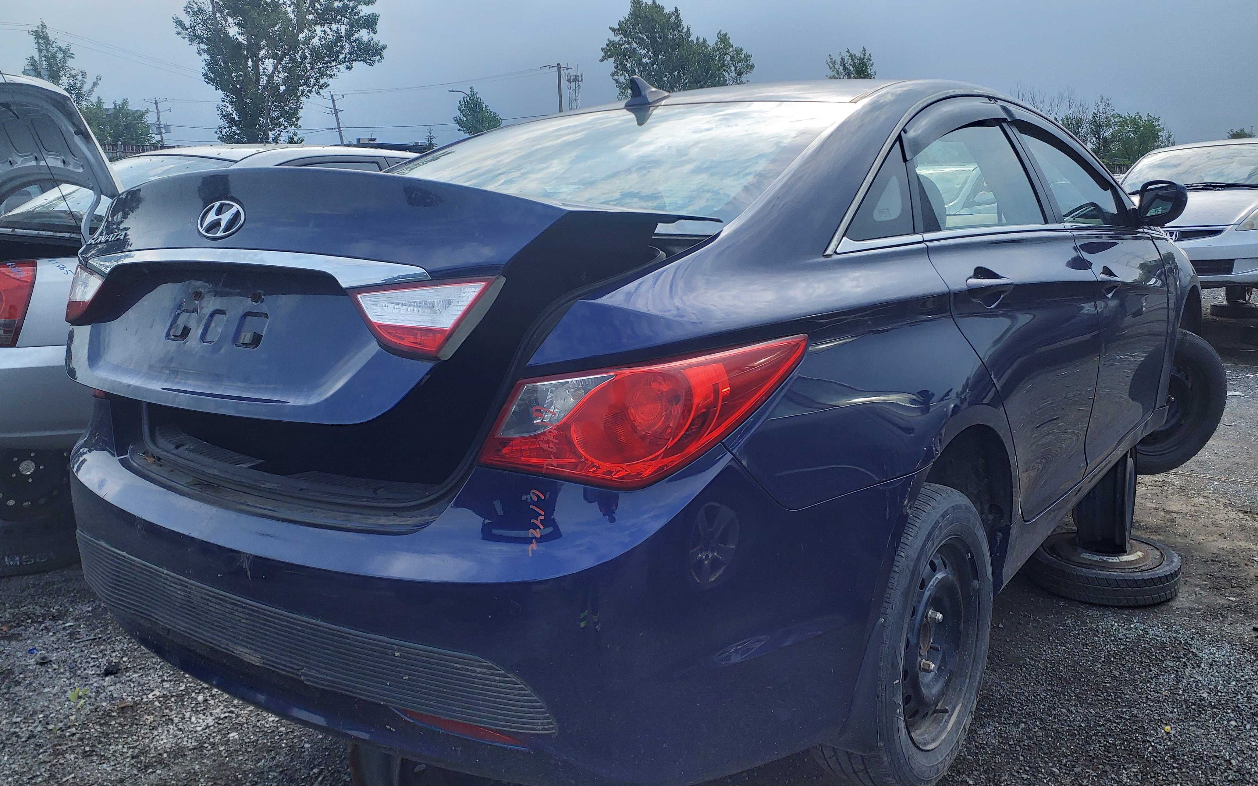 HYUNDAI SONATA 2011