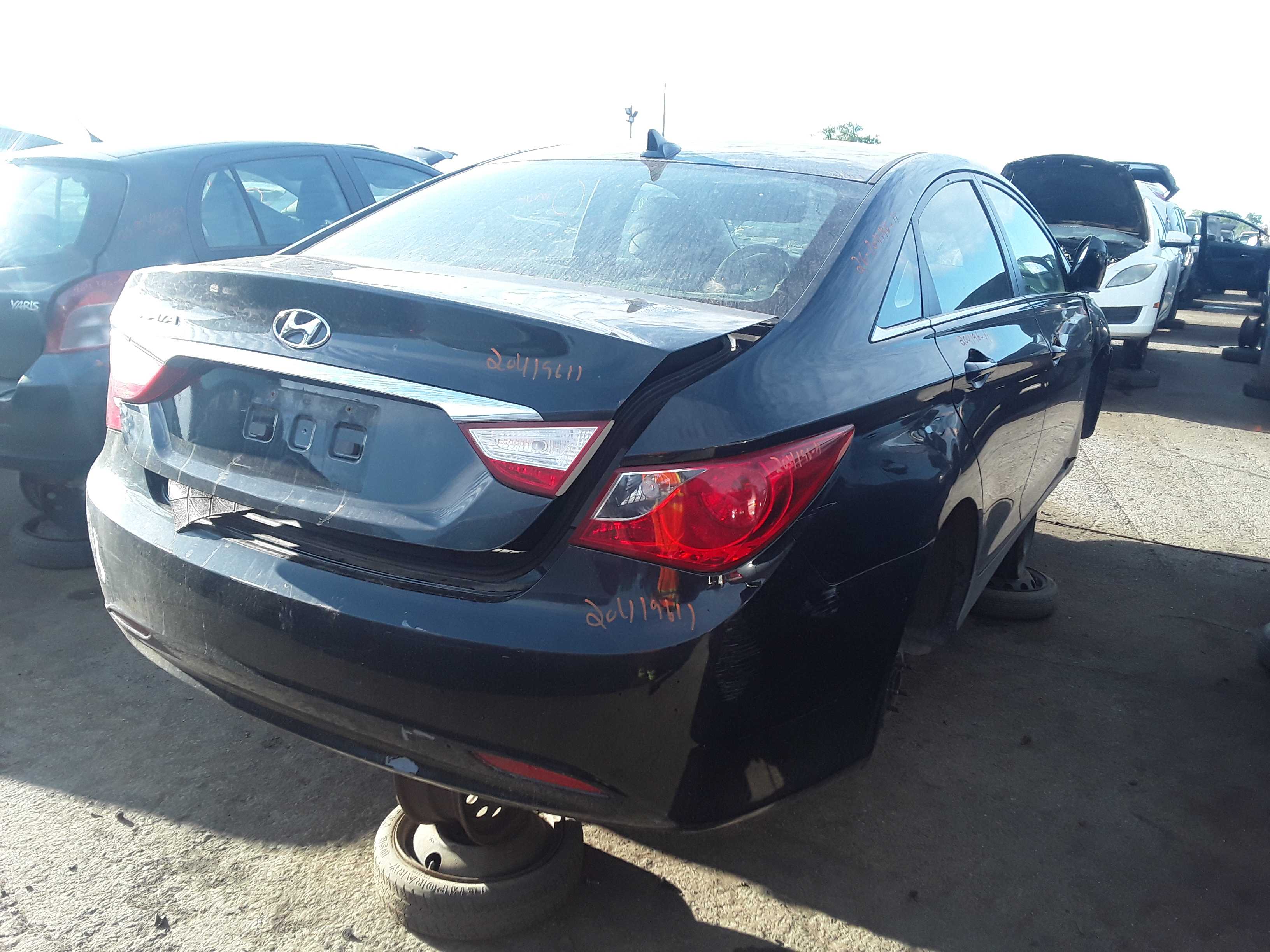 HYUNDAI SONATA 2011