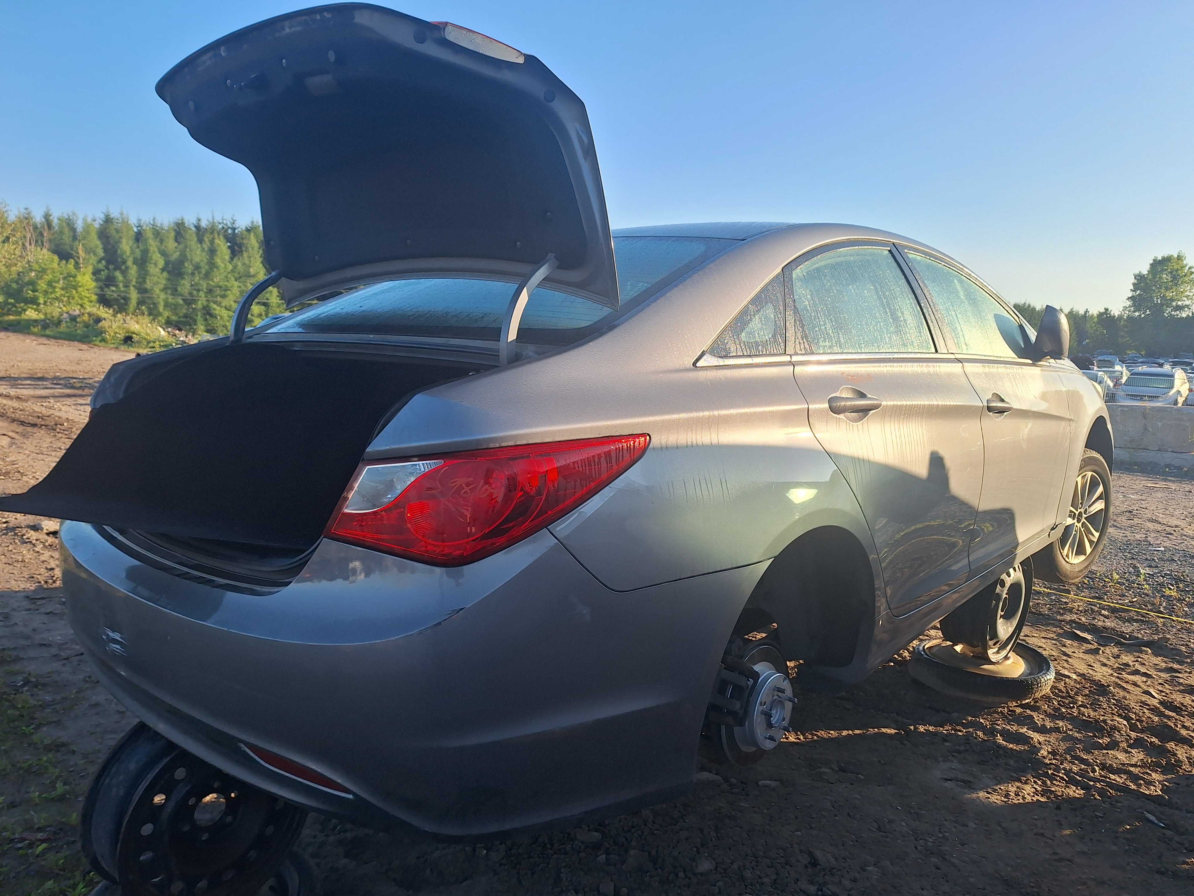 HYUNDAI SONATA 2011