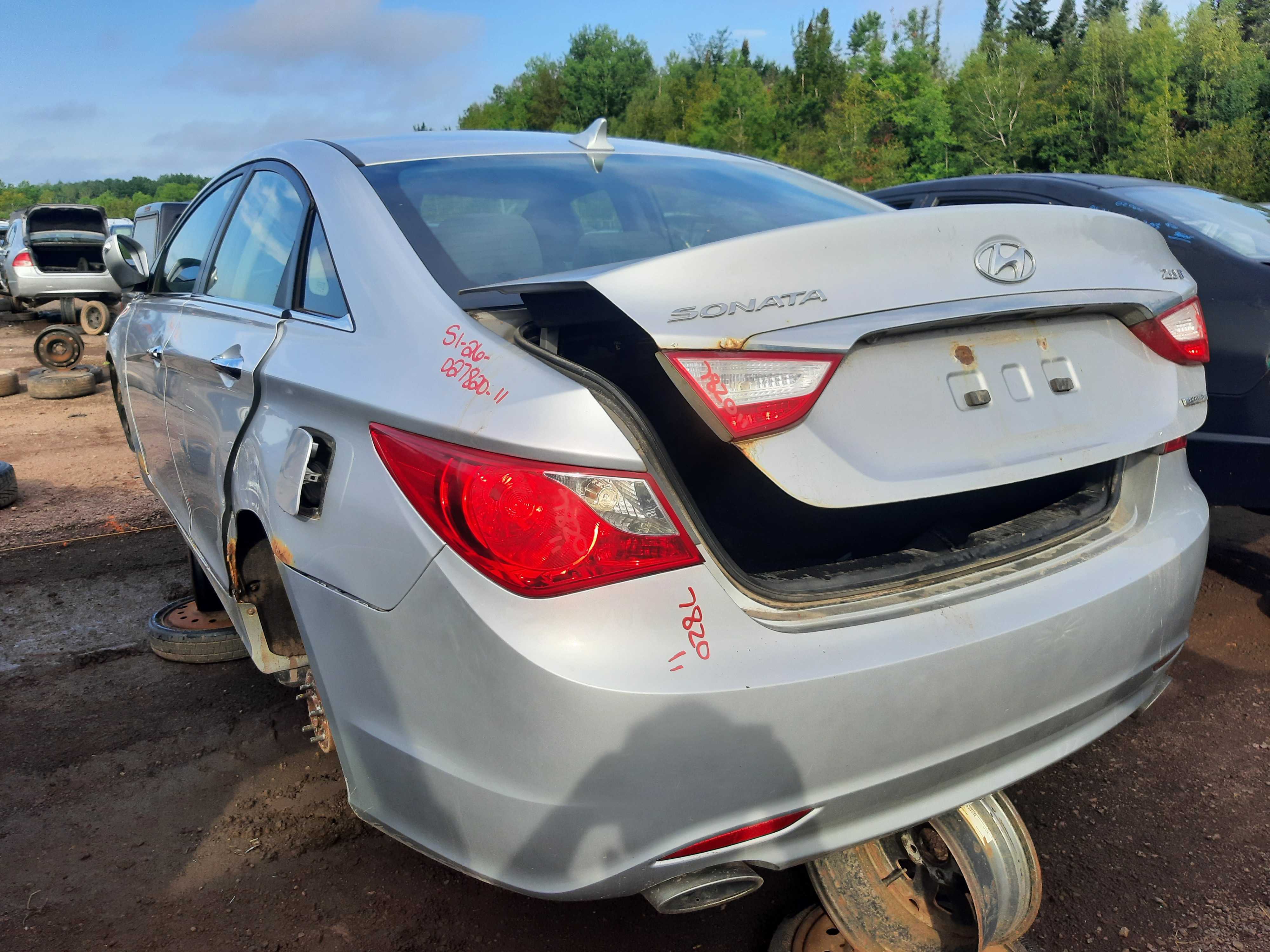 HYUNDAI SONATA 2011