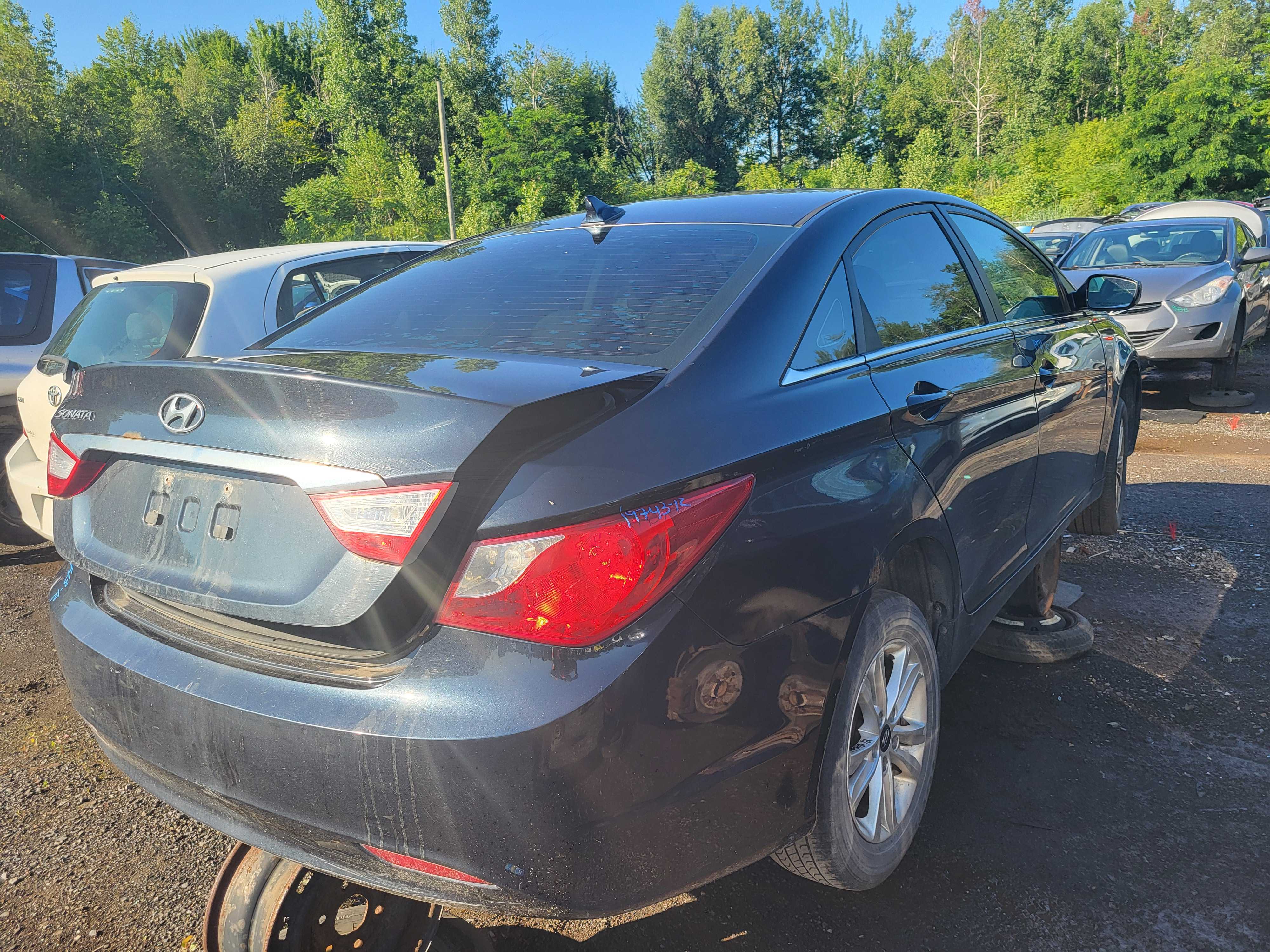 HYUNDAI SONATA 2012