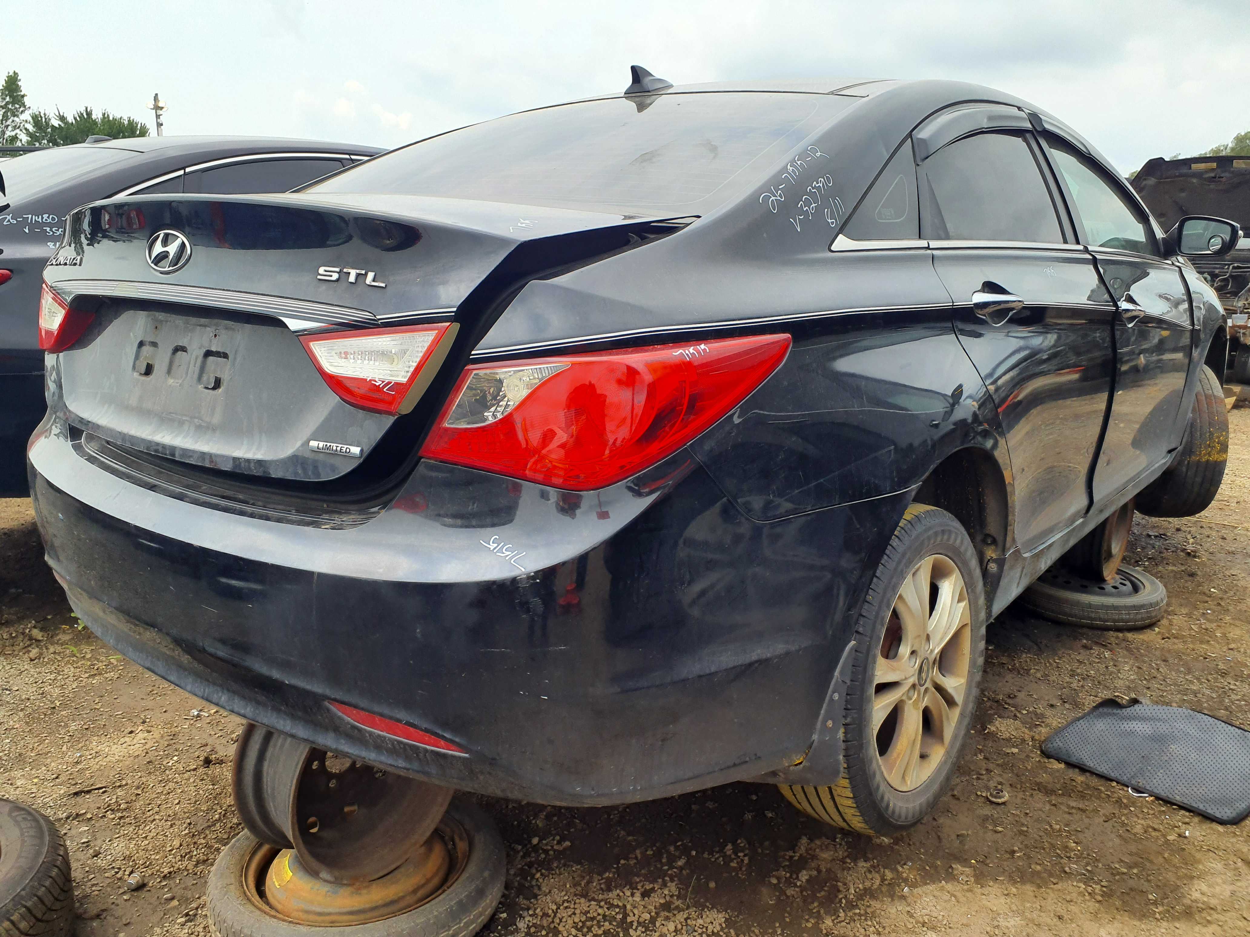 HYUNDAI SONATA 2012