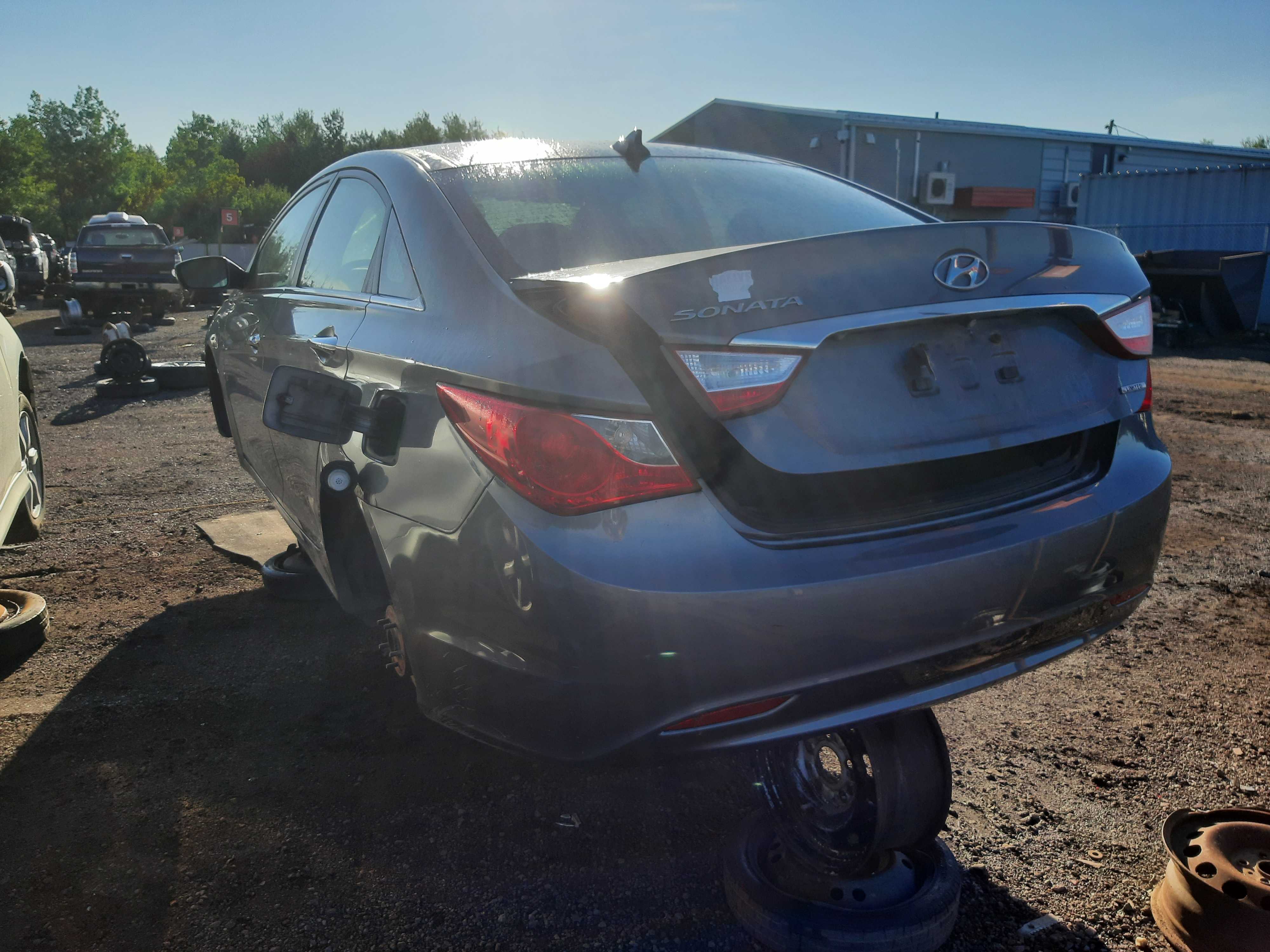 HYUNDAI SONATA 2013