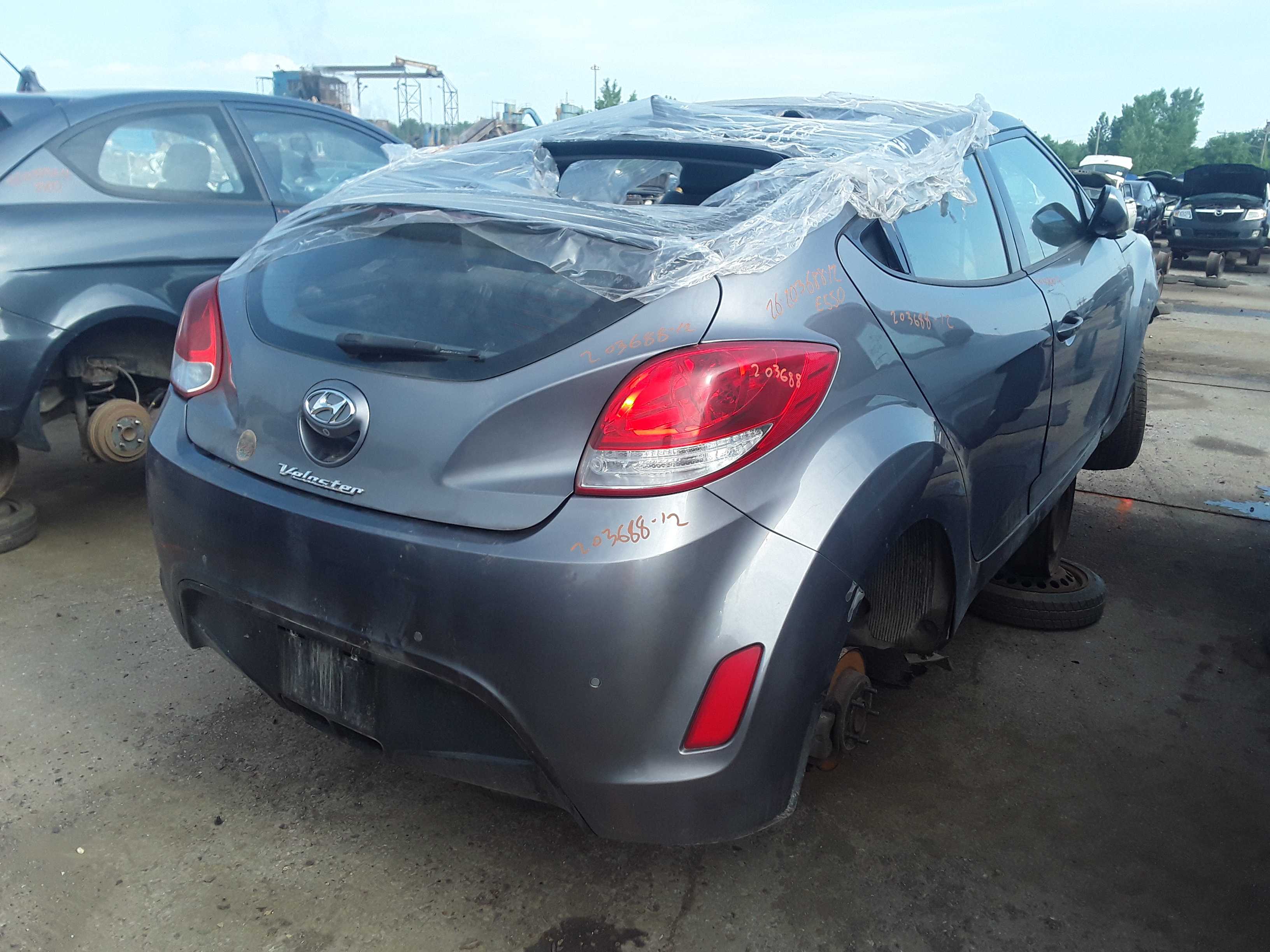 HYUNDAI VELOSTER 2012
