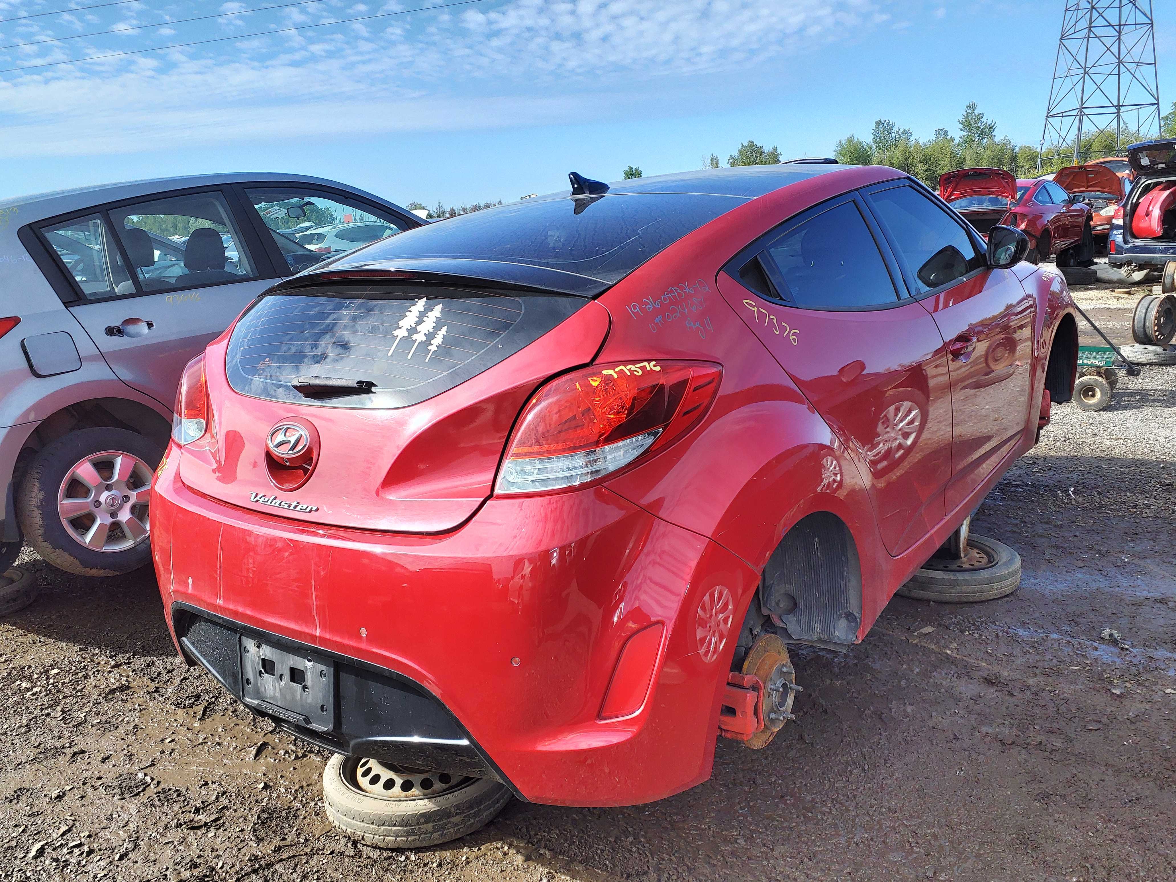 HYUNDAI VELOSTER 2012