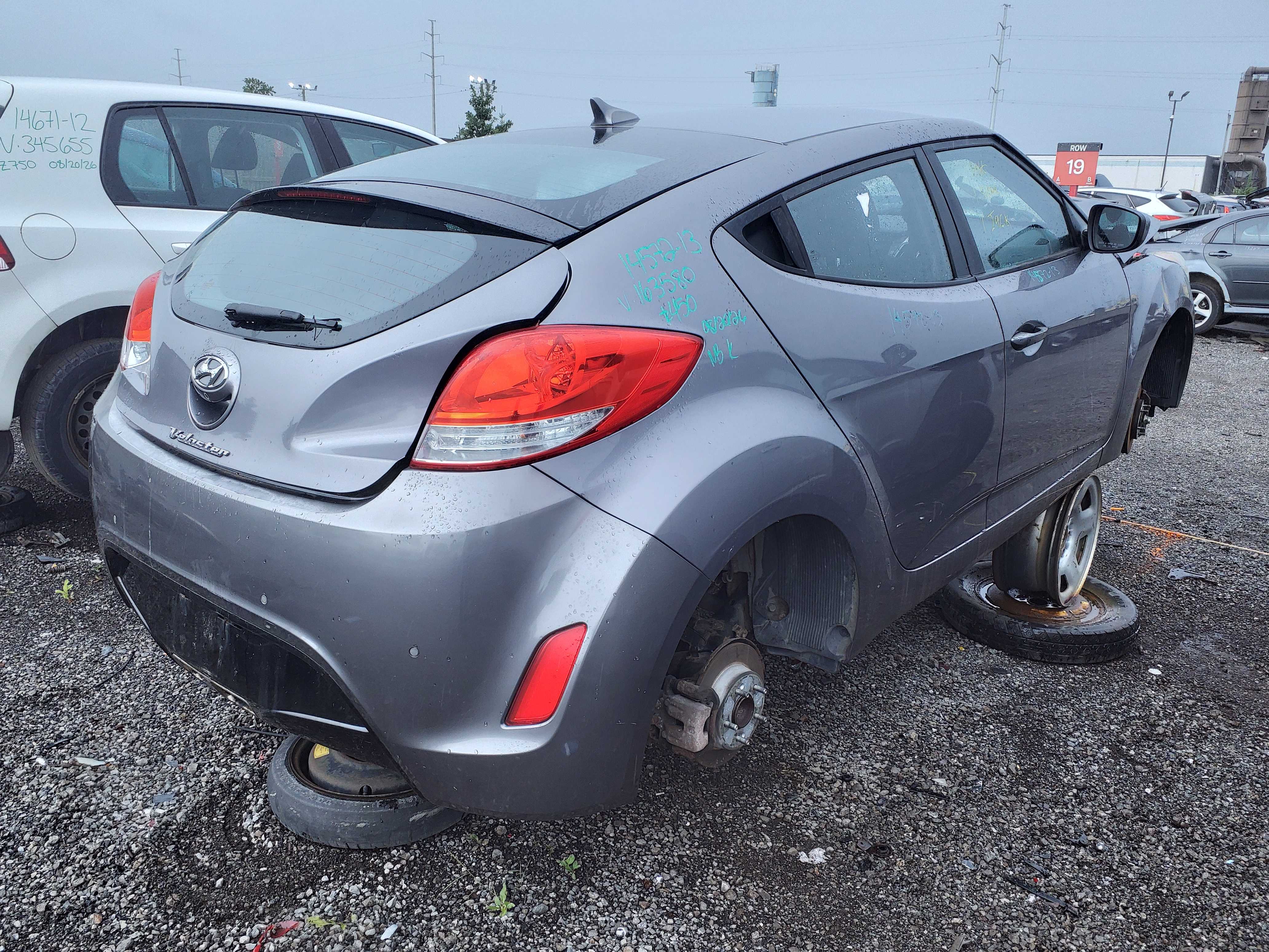 HYUNDAI VELOSTER 2013