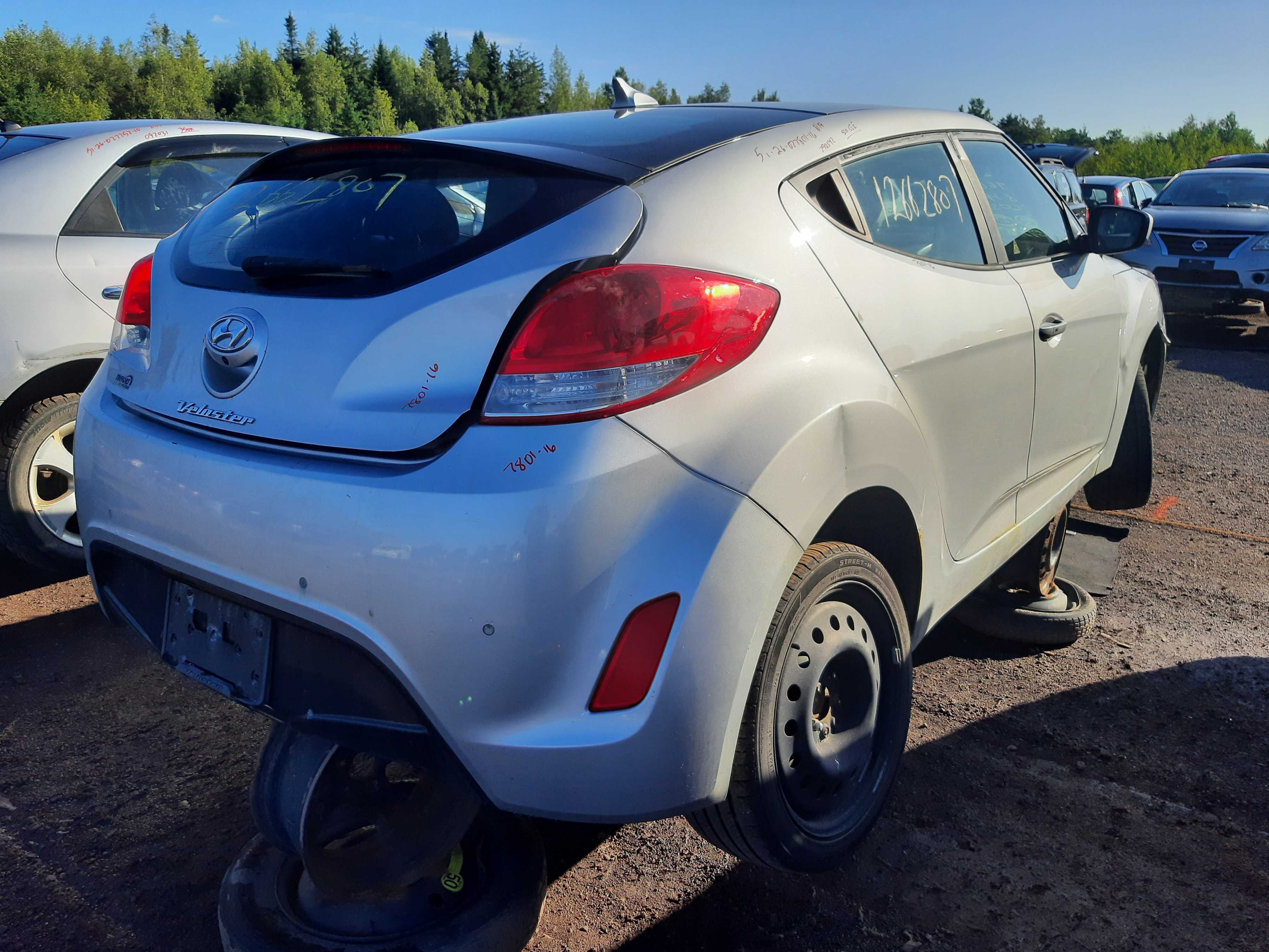 HYUNDAI VELOSTER 2016