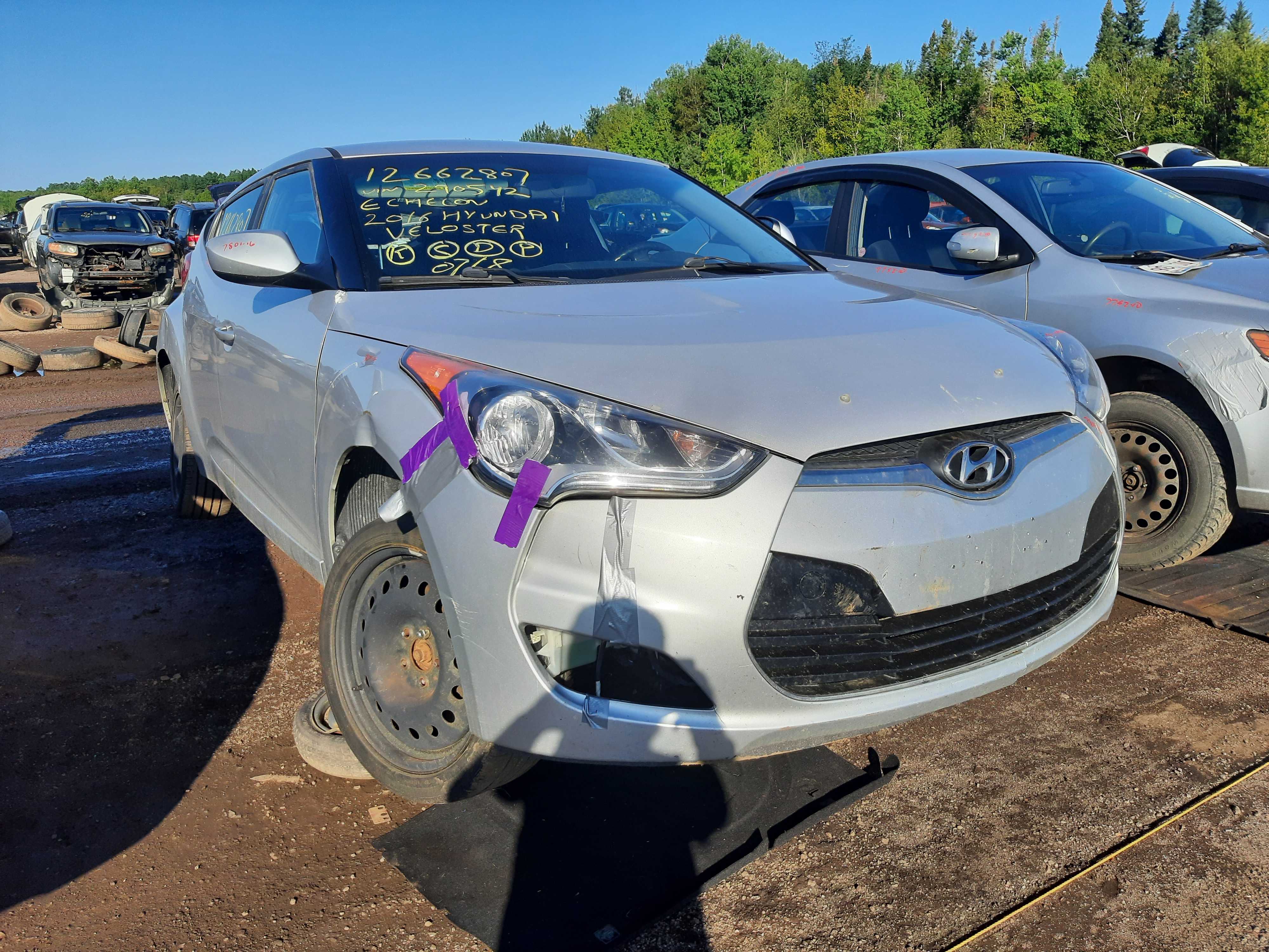 HYUNDAI VELOSTER 2016