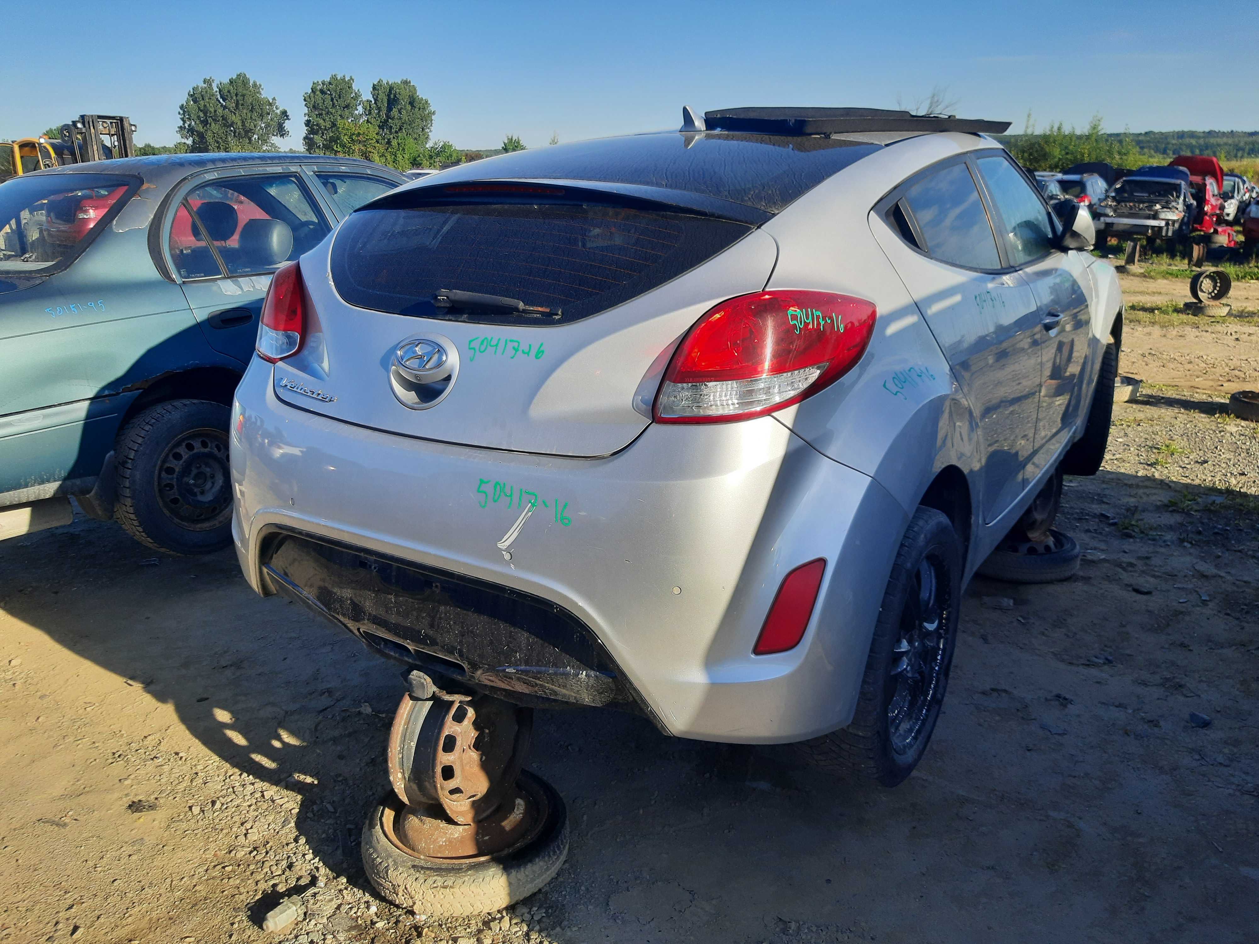 HYUNDAI VELOSTER 2016