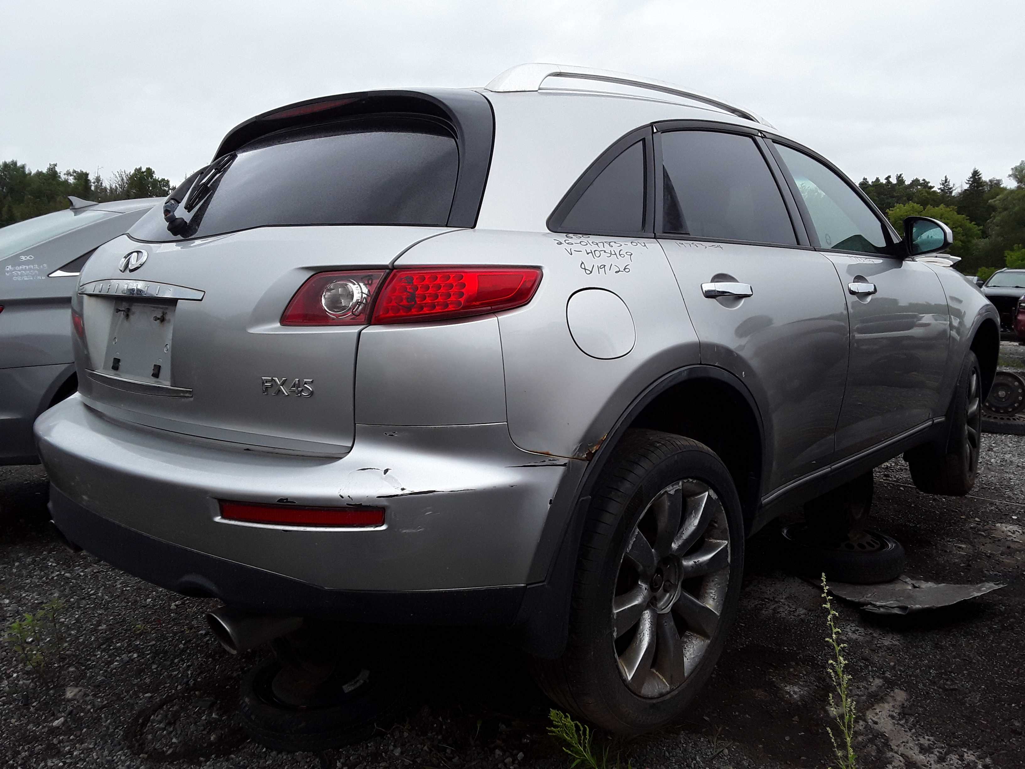 INFINITI FX45 2004