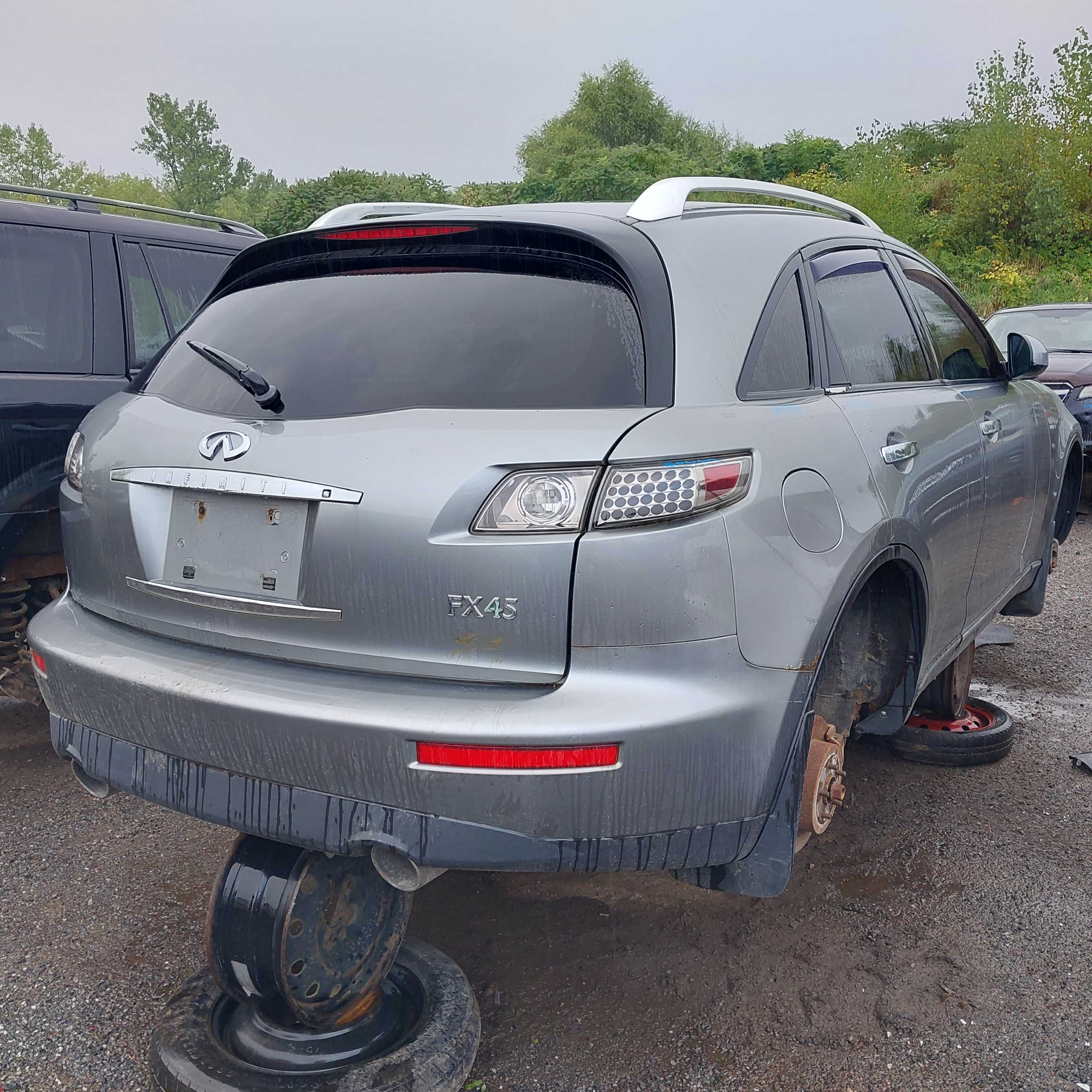 INFINITI FX45 2005