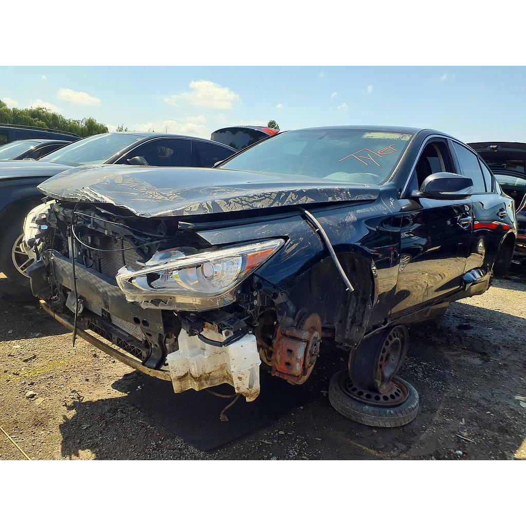 INFINITI Q50 2015