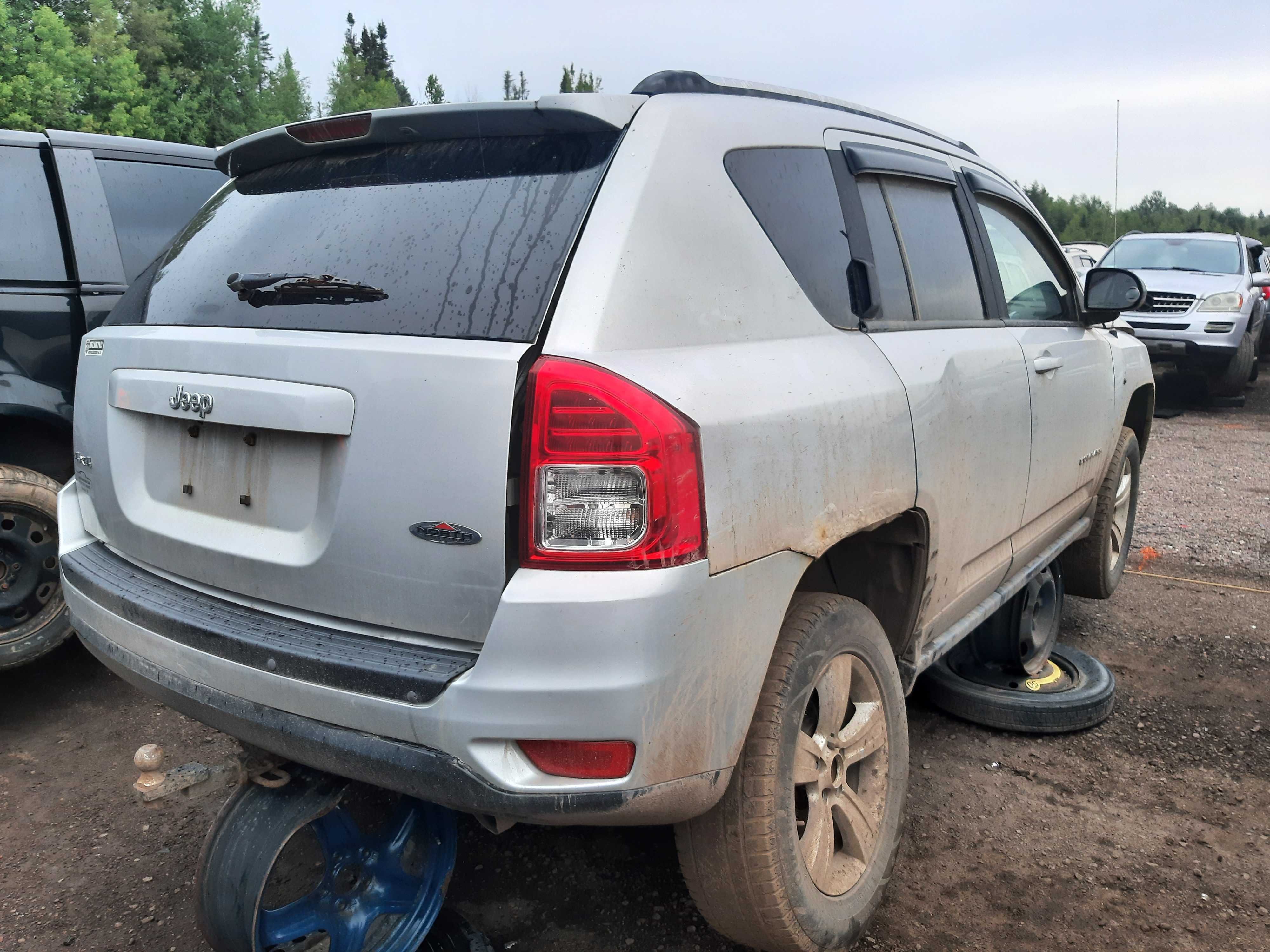 JEEP COMPASS 2012