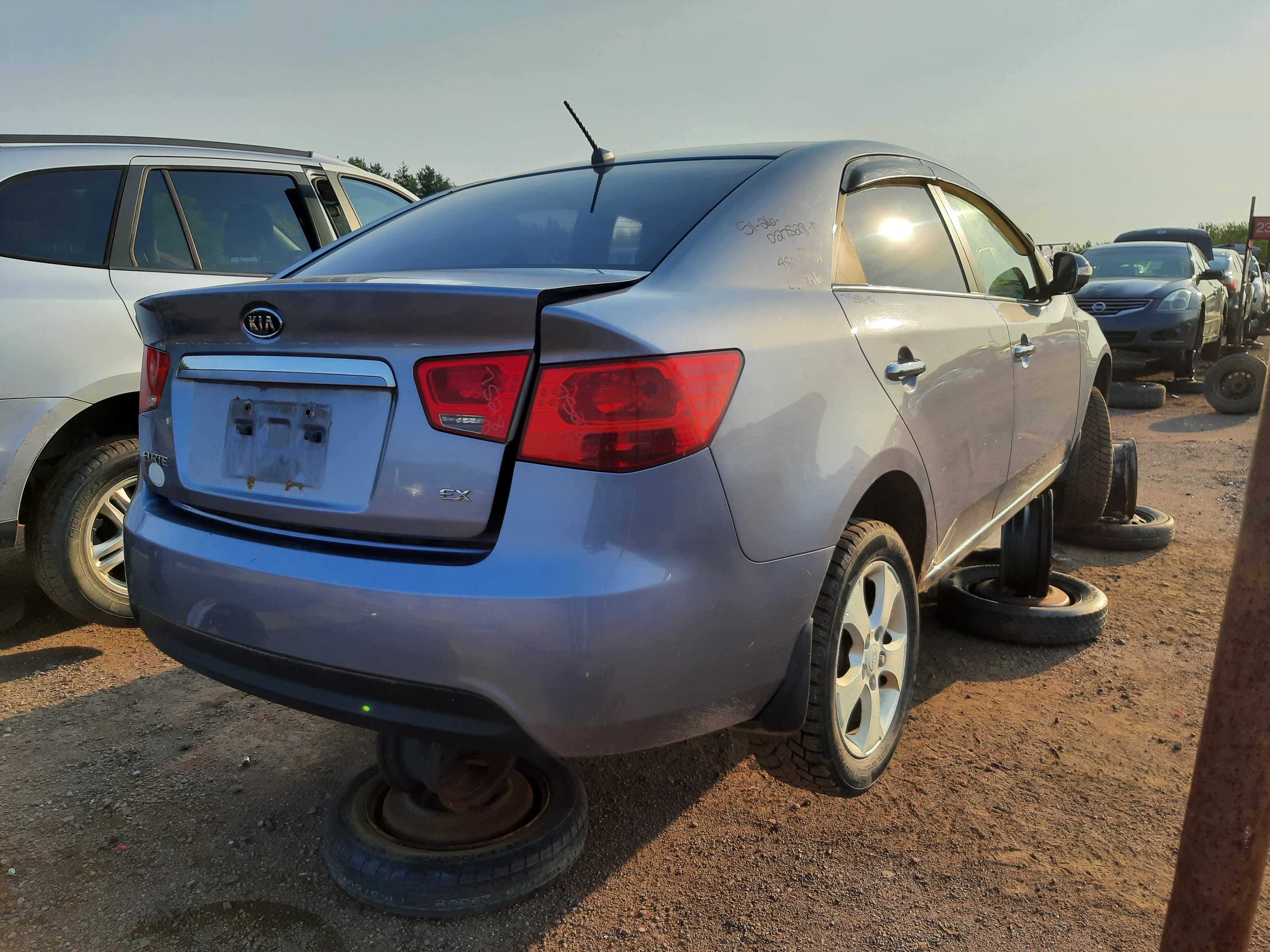 KIA FORTE 2010