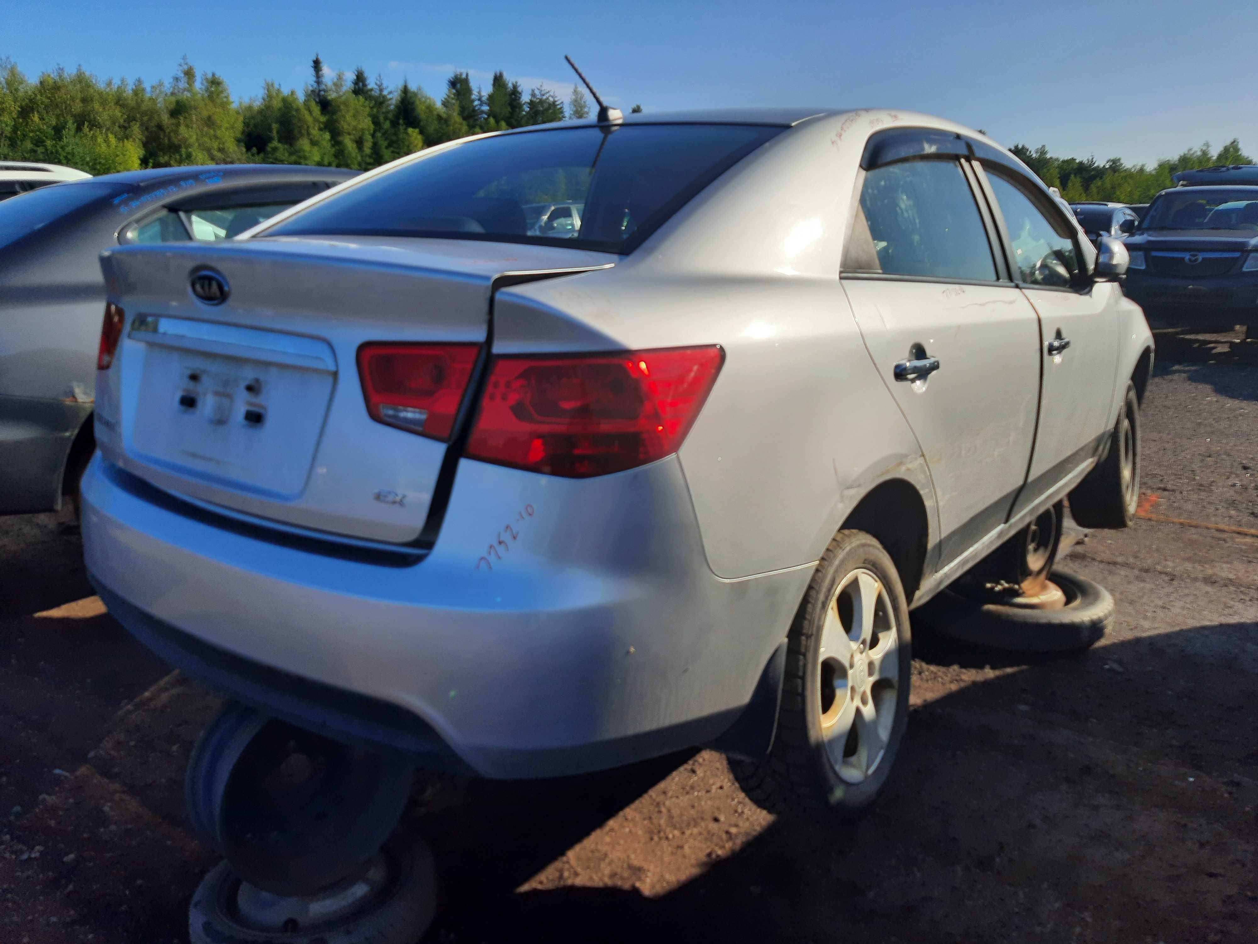 KIA FORTE 2010