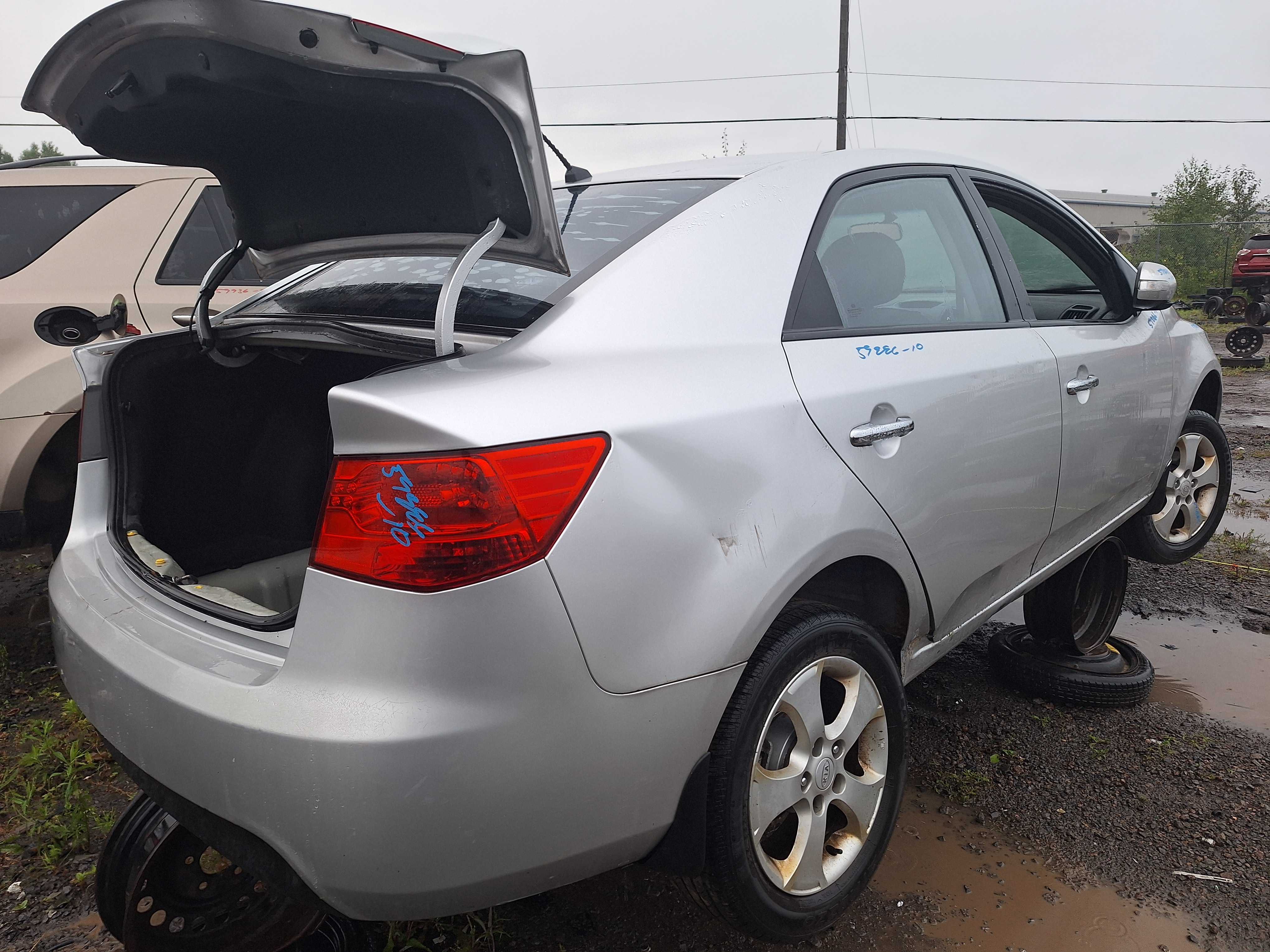 KIA FORTE 2010