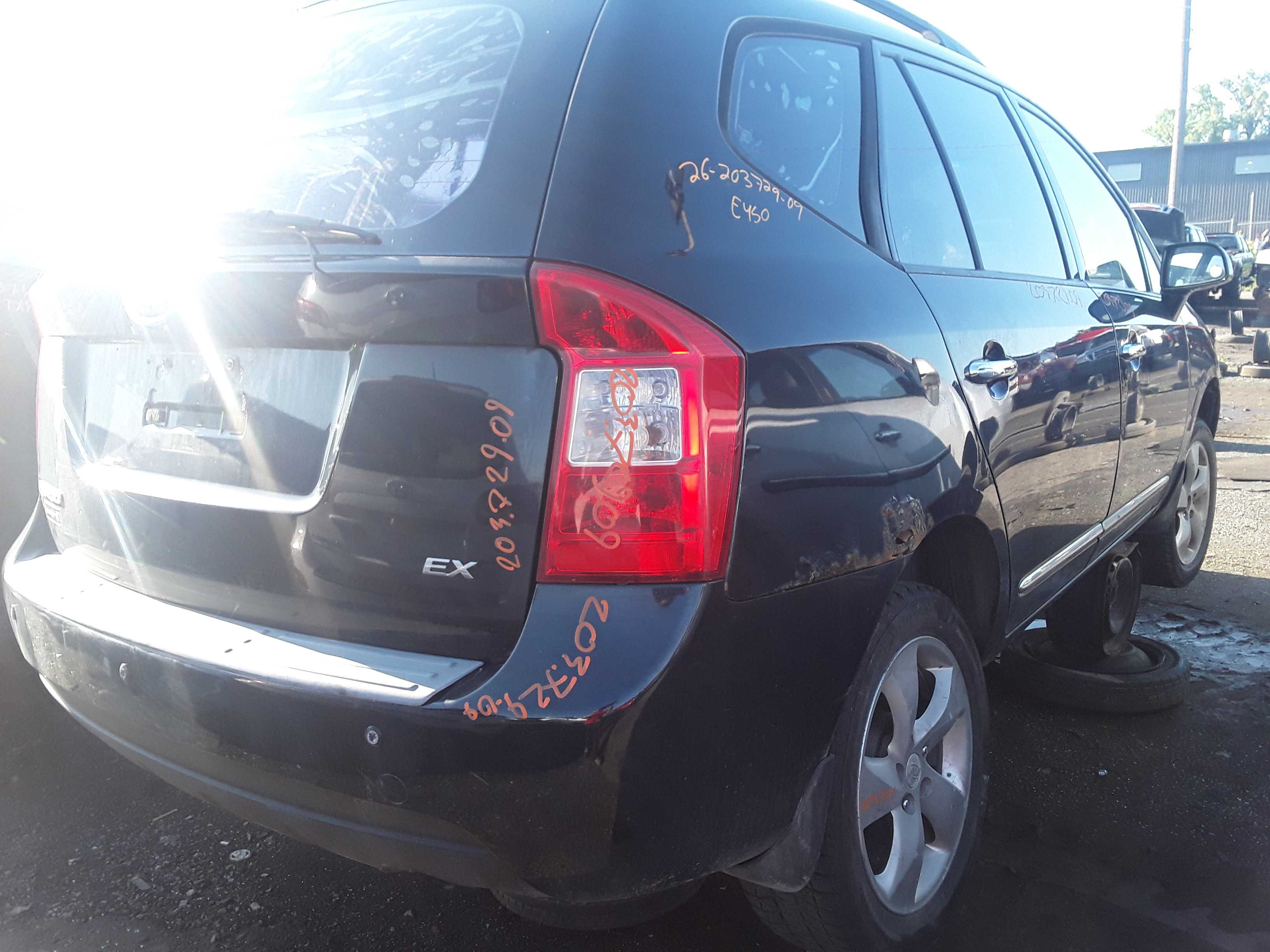 KIA RONDO 2009