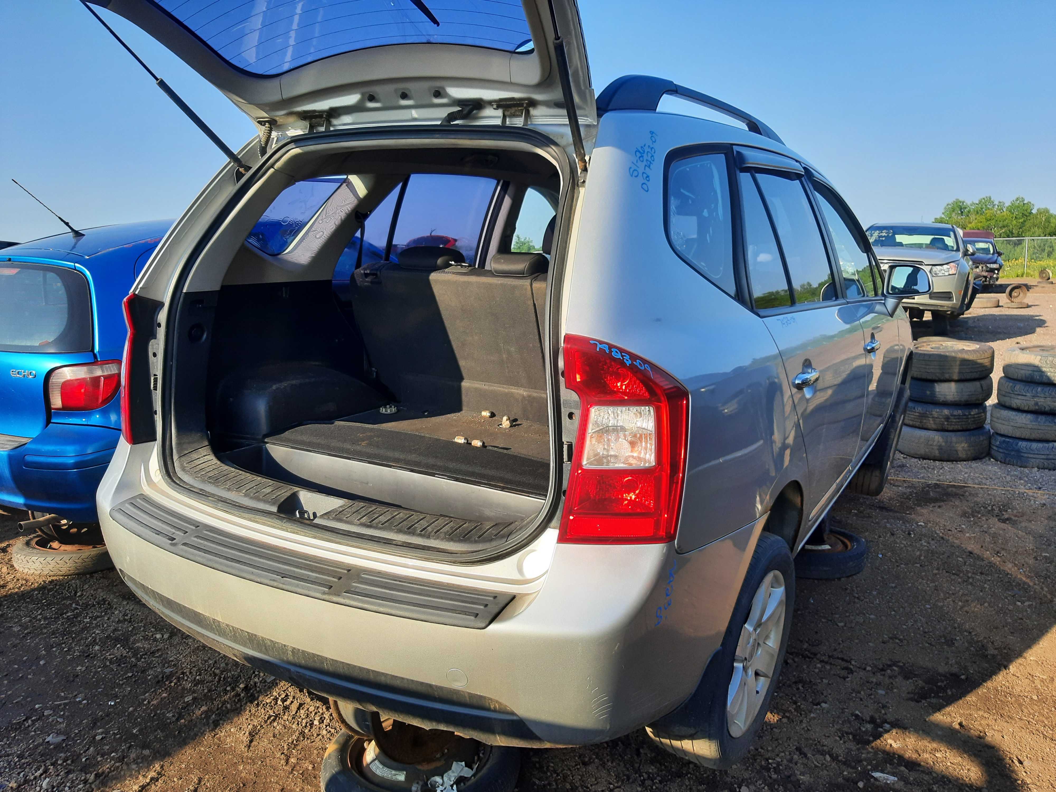 KIA RONDO 2009