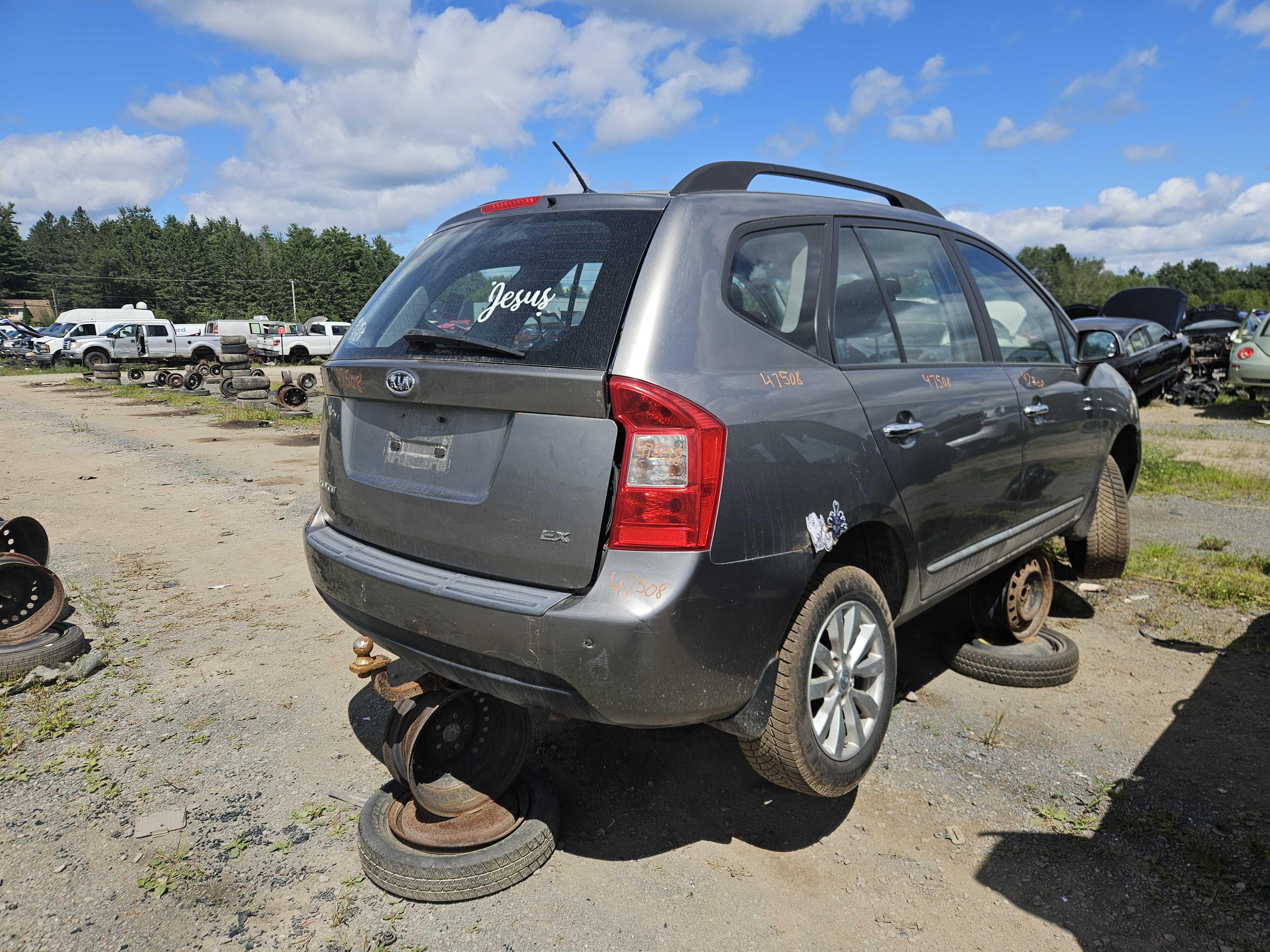 KIA RONDO 2010
