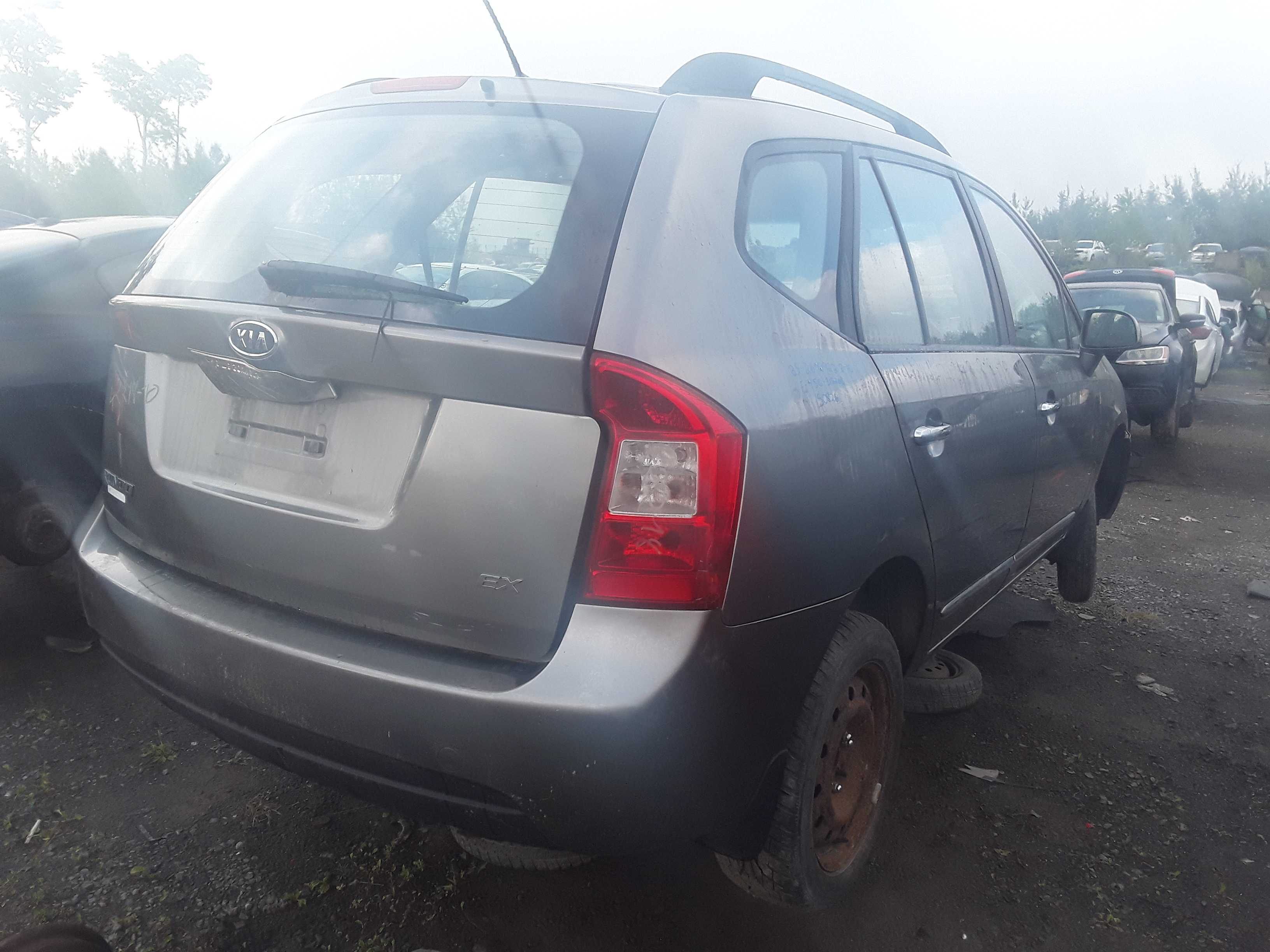 KIA RONDO 2010