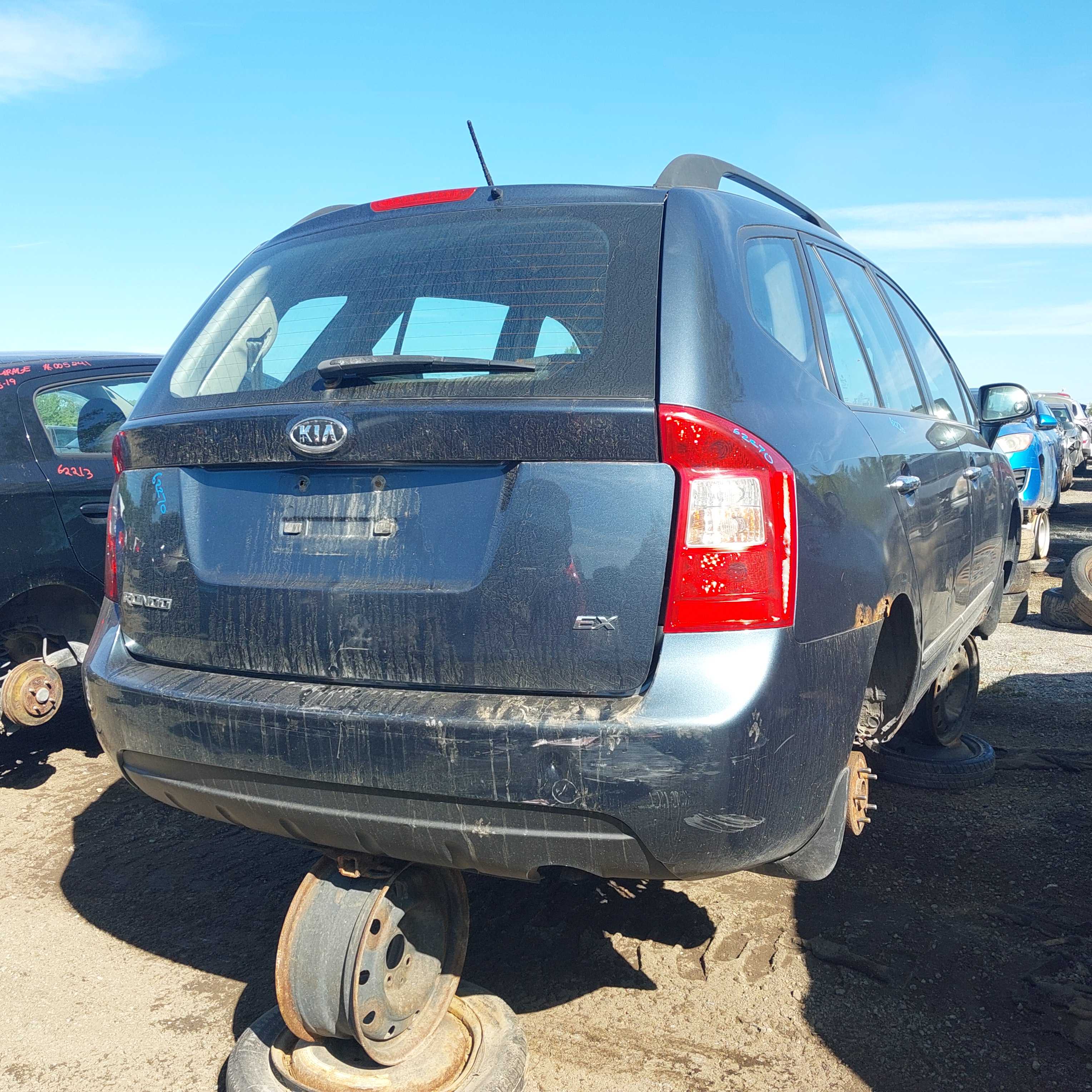 KIA RONDO 2010