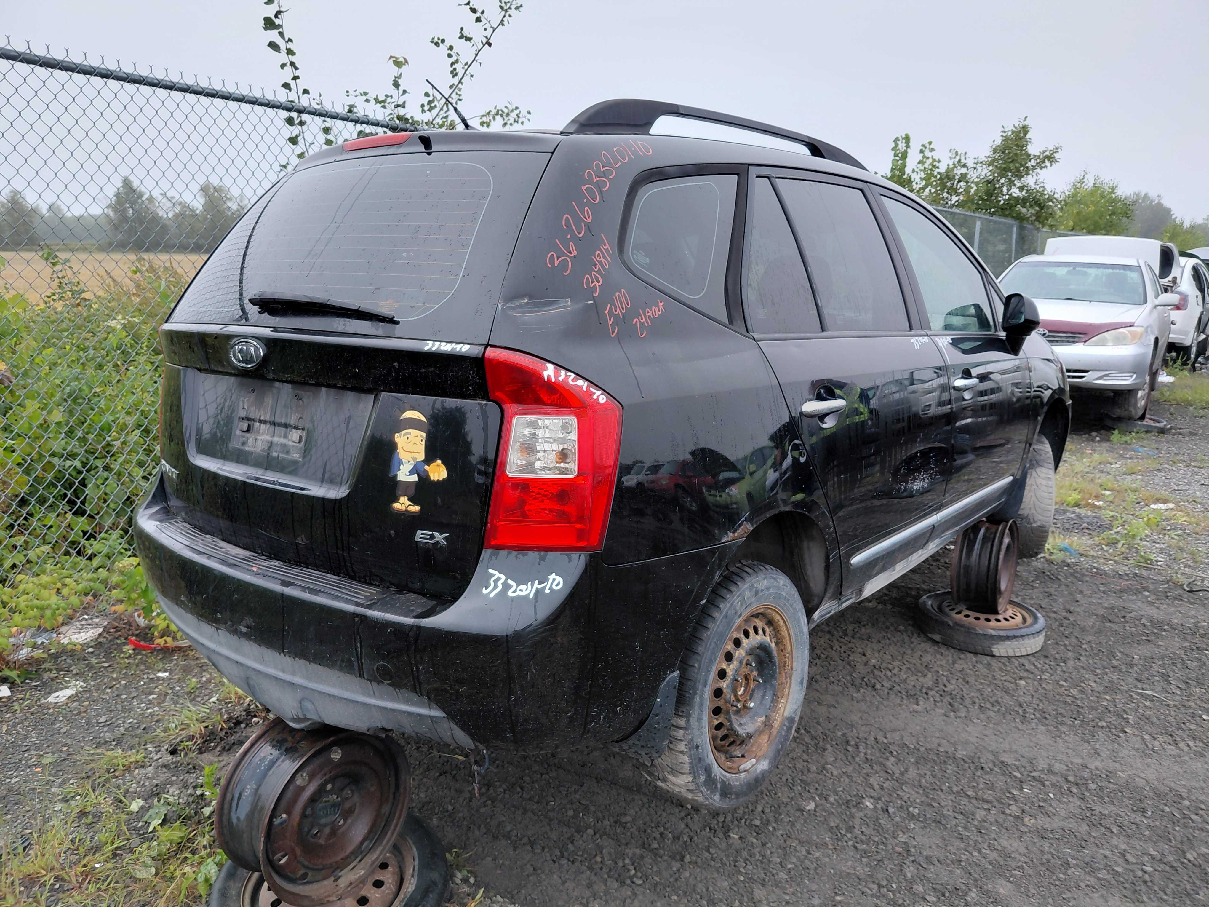KIA RONDO 2010