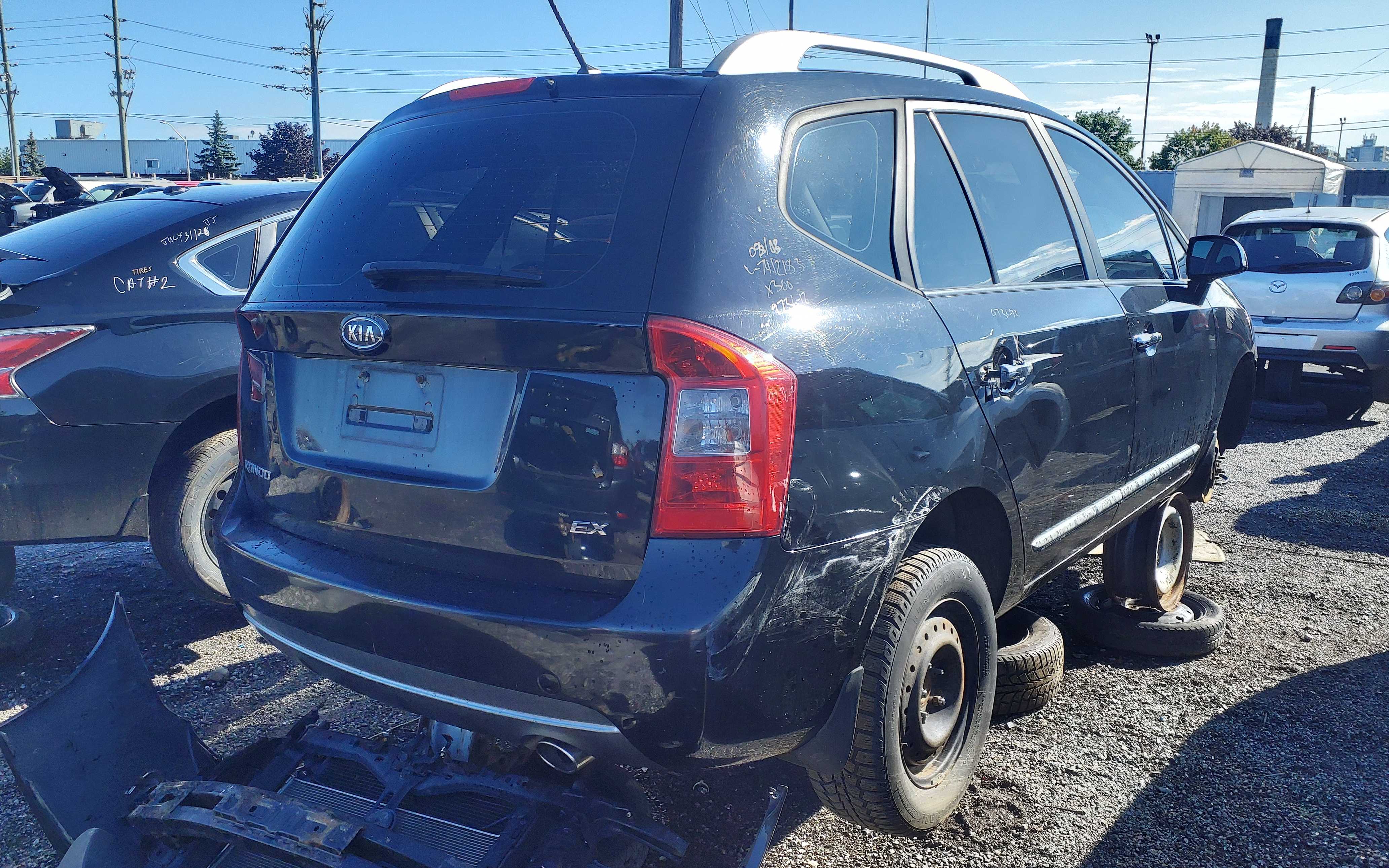 KIA RONDO 2012