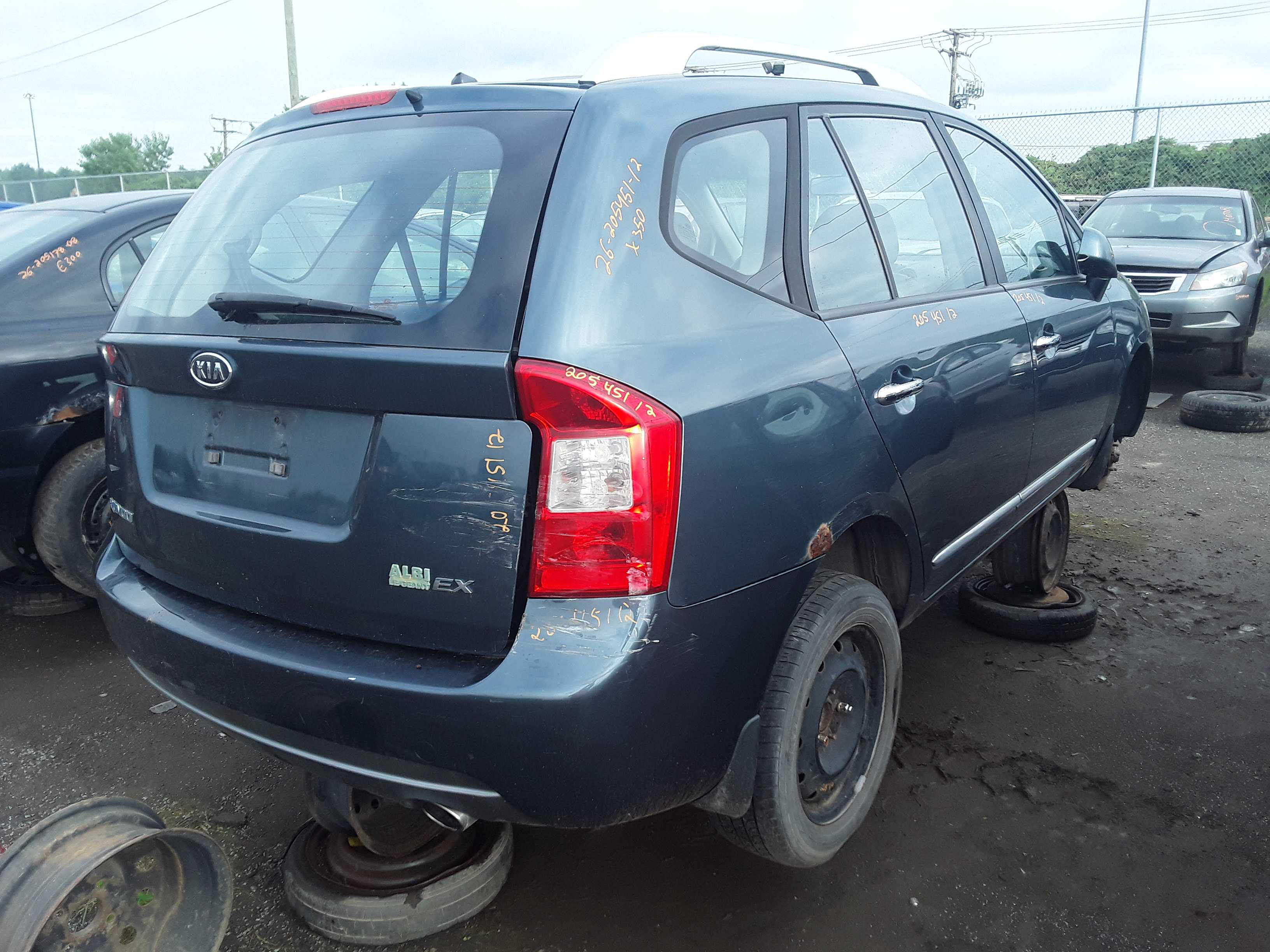KIA RONDO 2012
