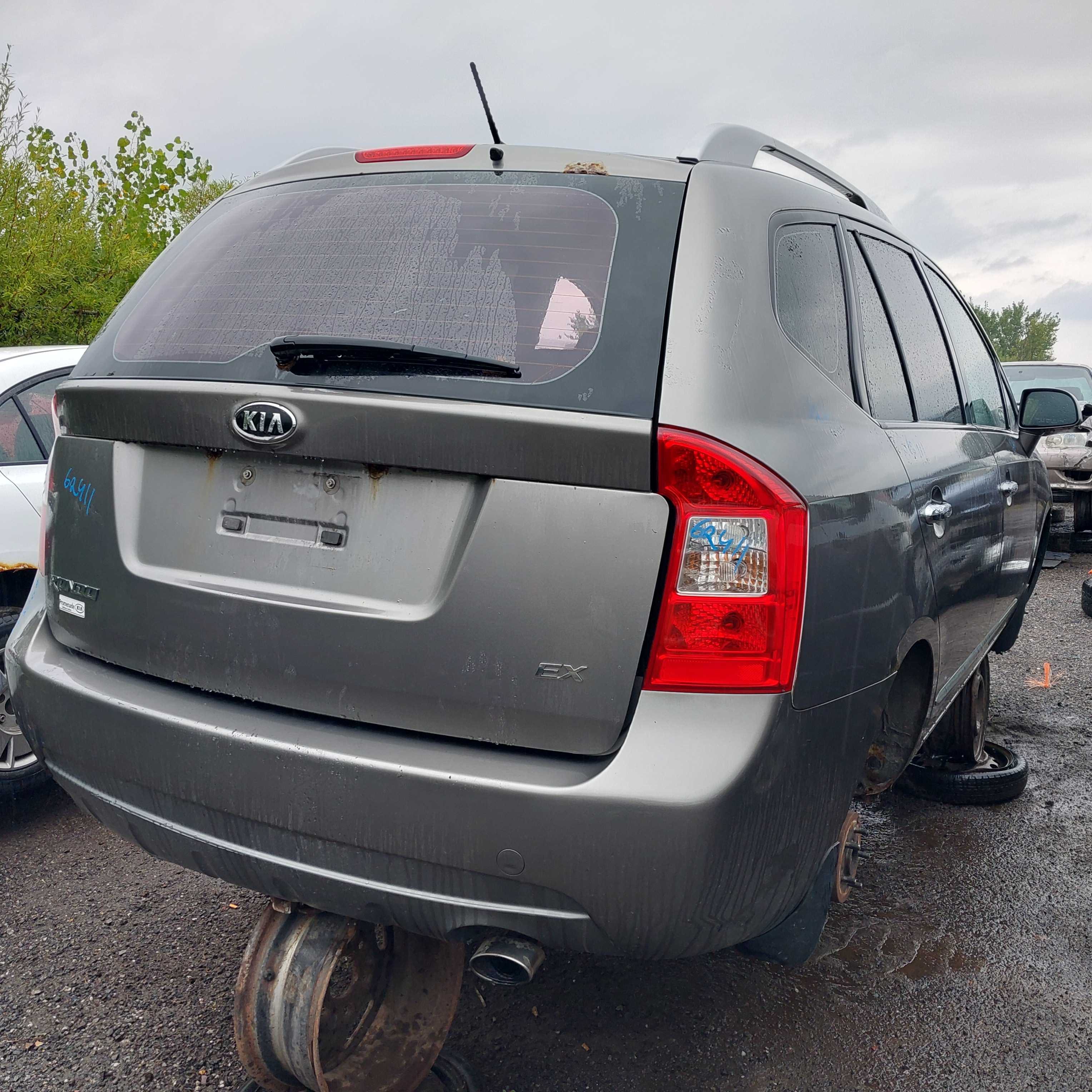 KIA RONDO 2012