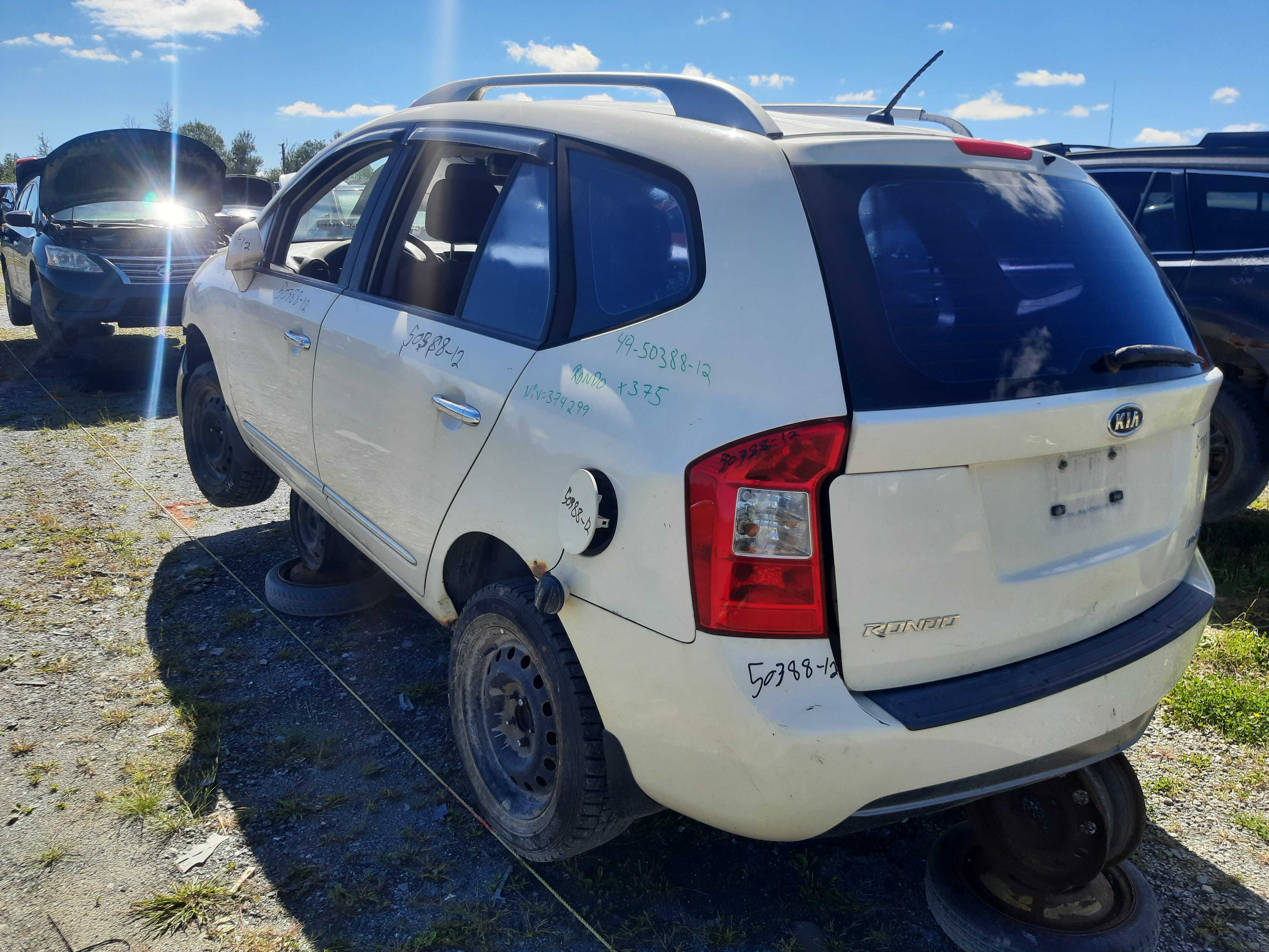 KIA RONDO 2012
