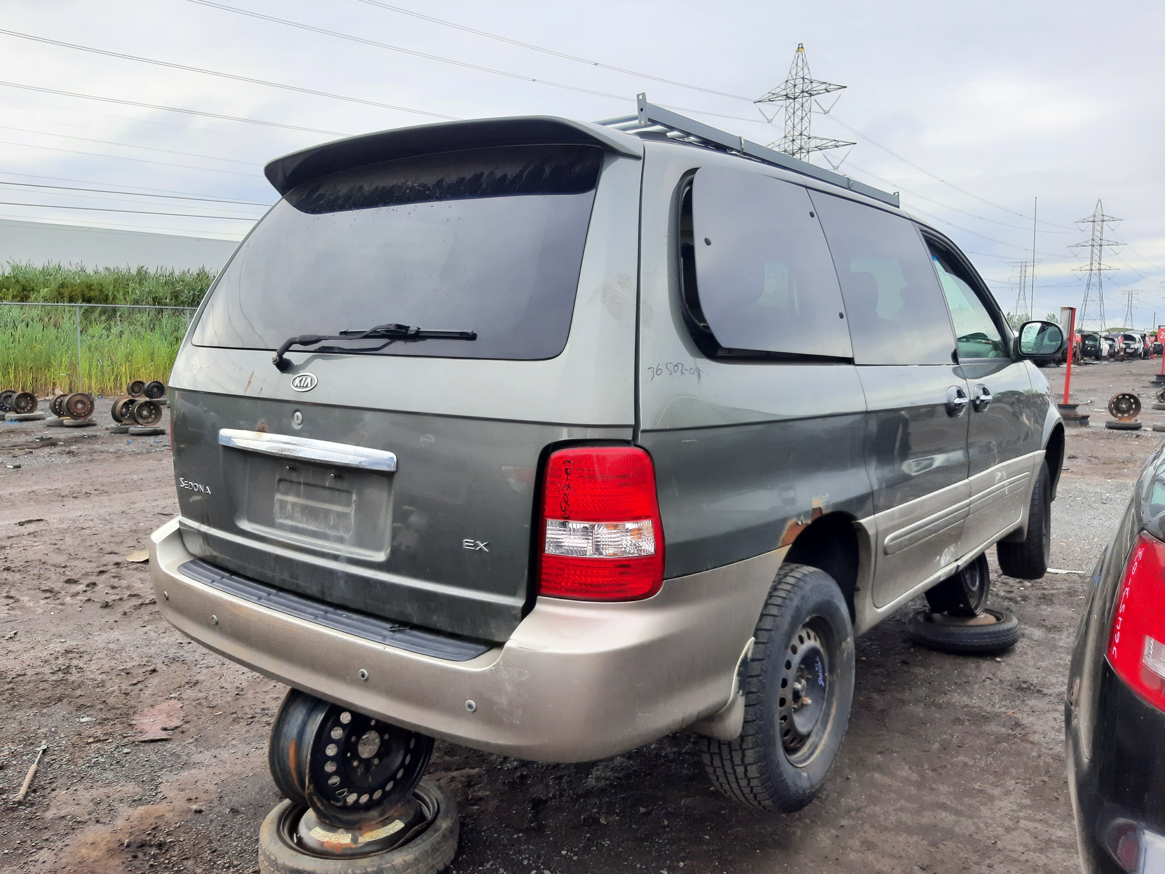 KIA SEDONA 2005