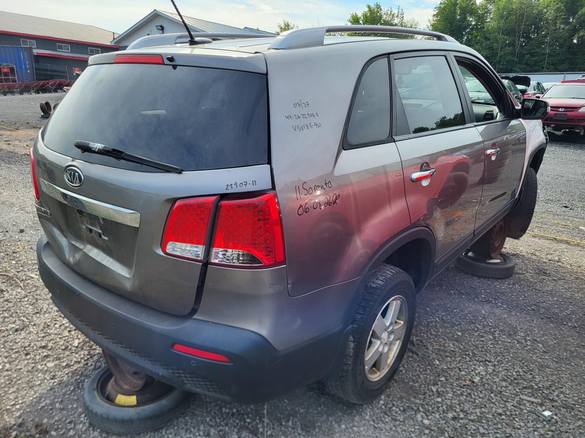KIA SORENTO 2011