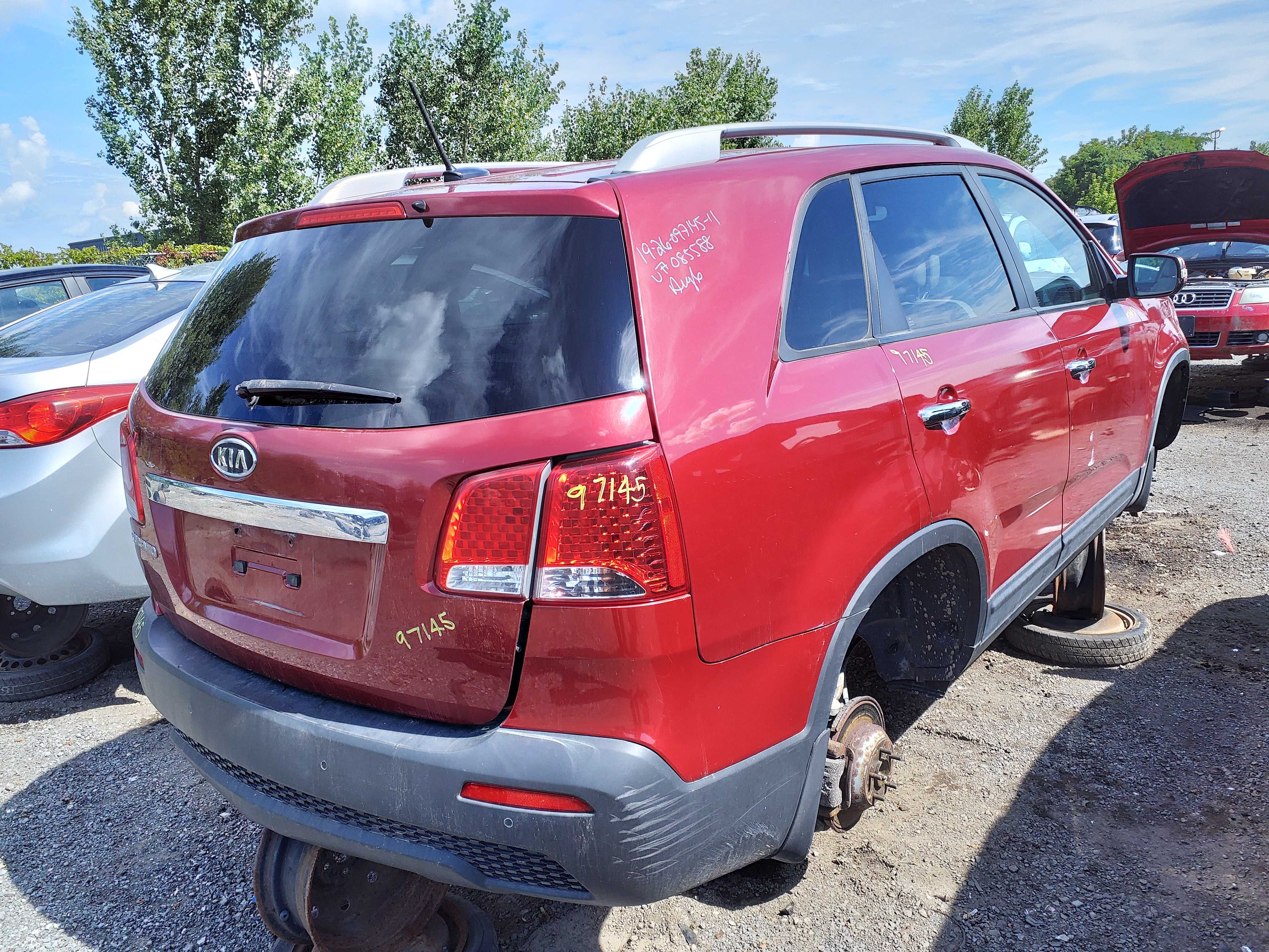 KIA SORENTO 2011