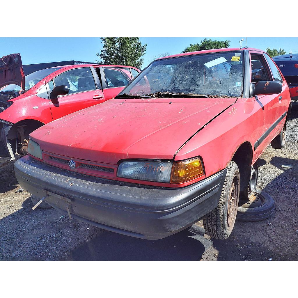 MAZDA 323 1995