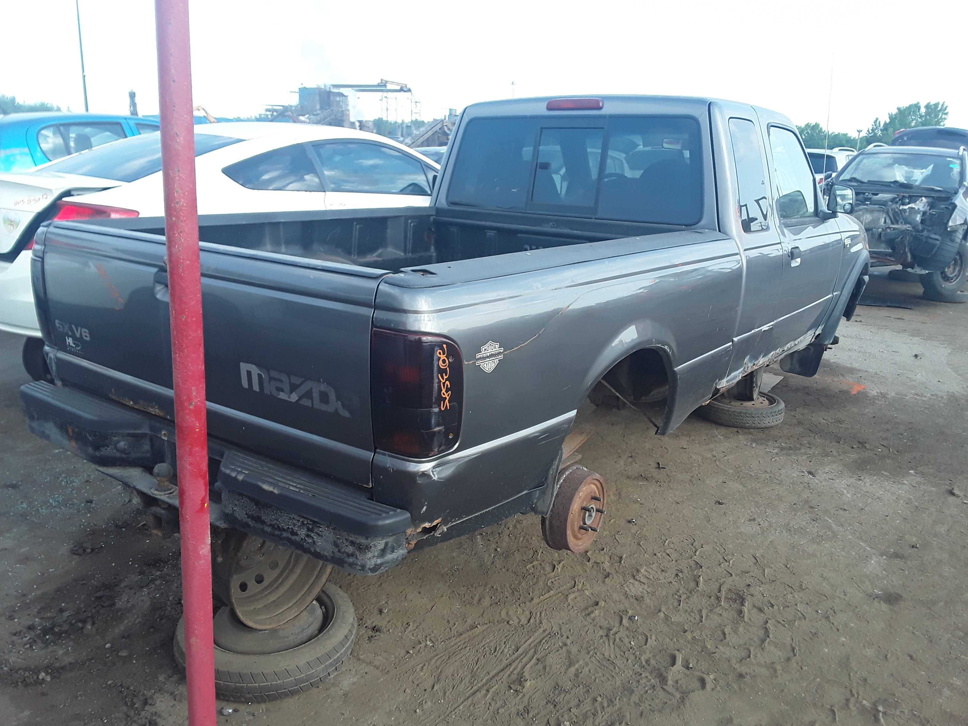 MAZDA B-SERIES PICKUP 2000