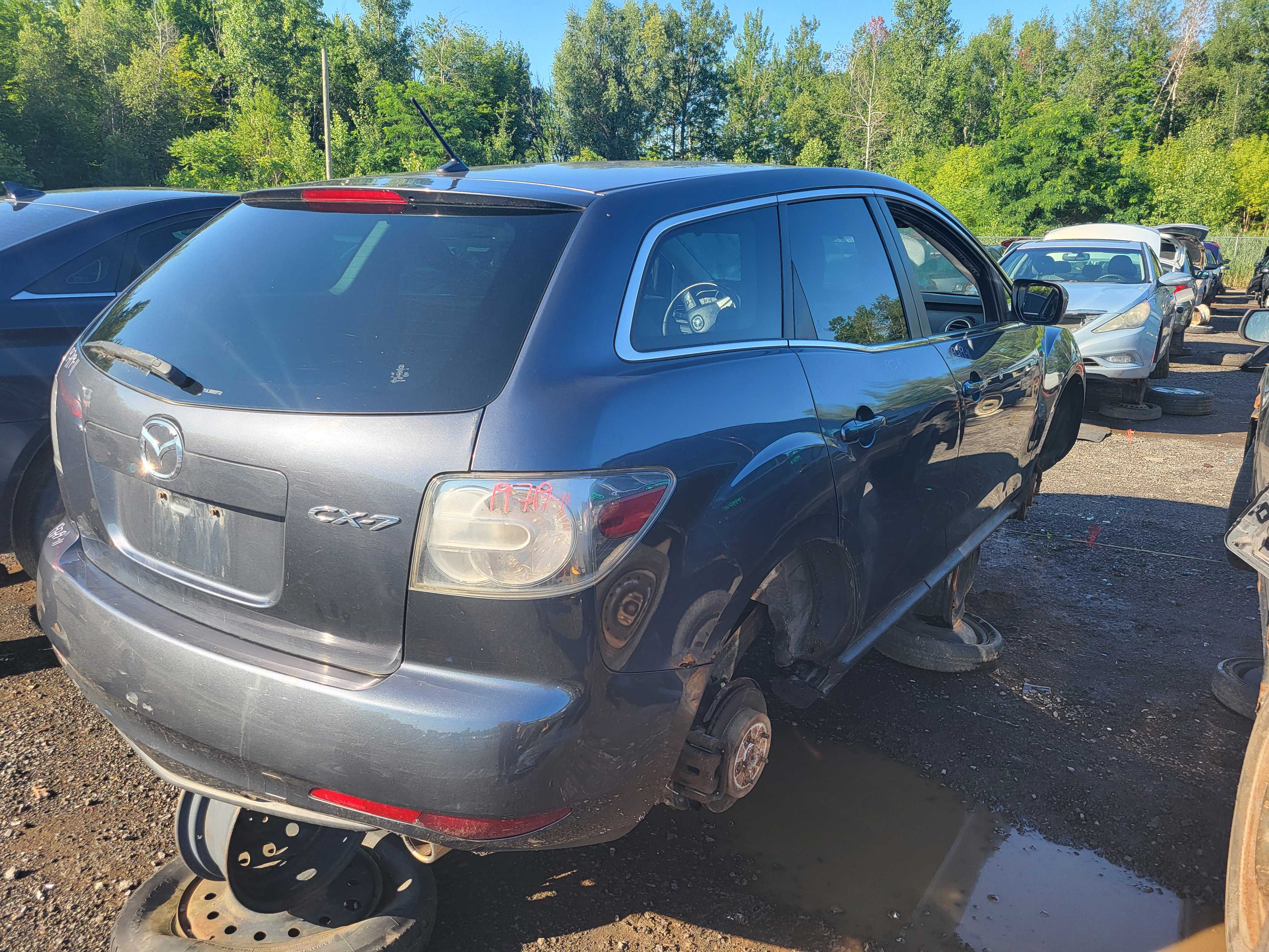 MAZDA CX-7 2011