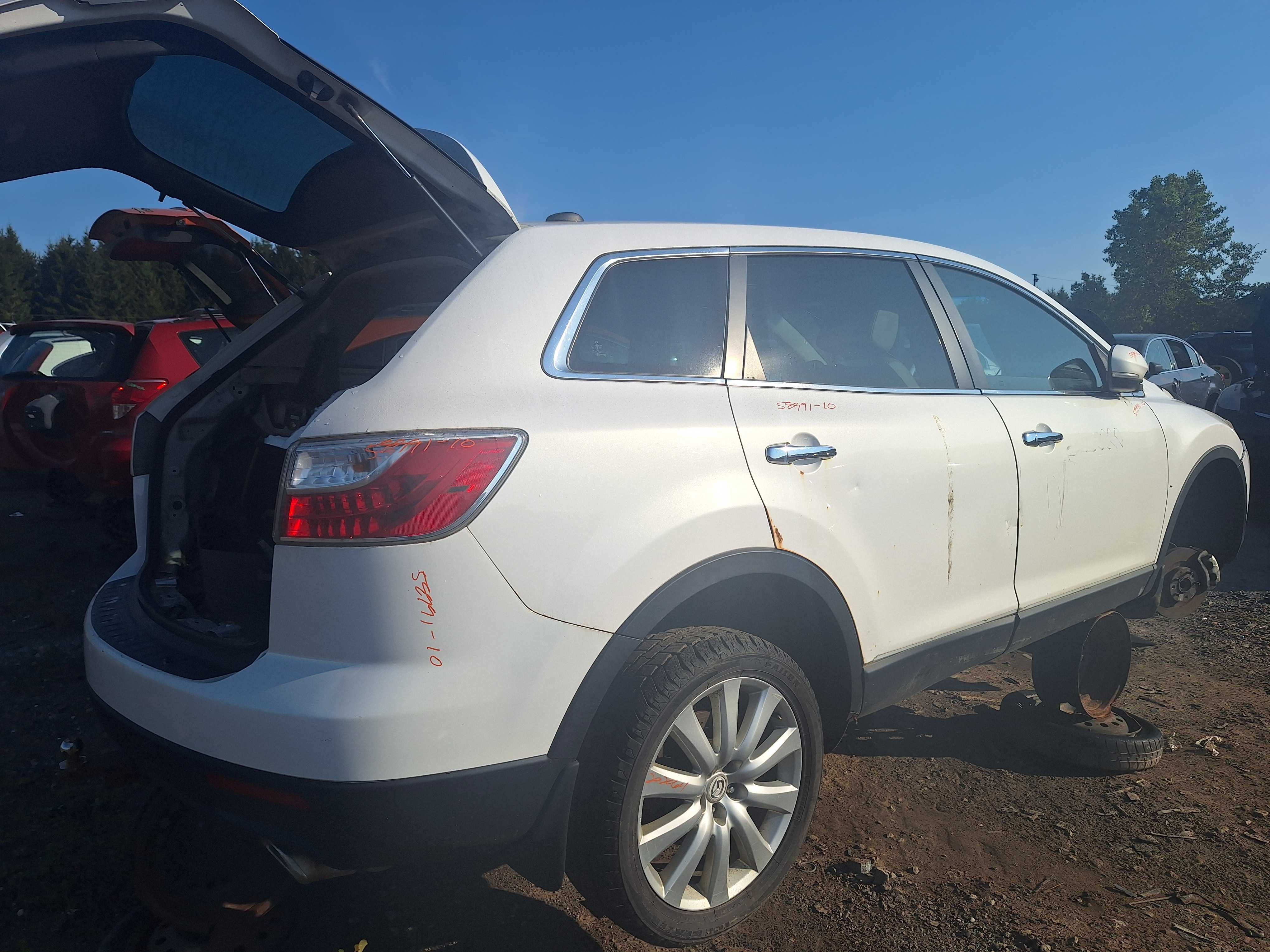 MAZDA CX-9 2010