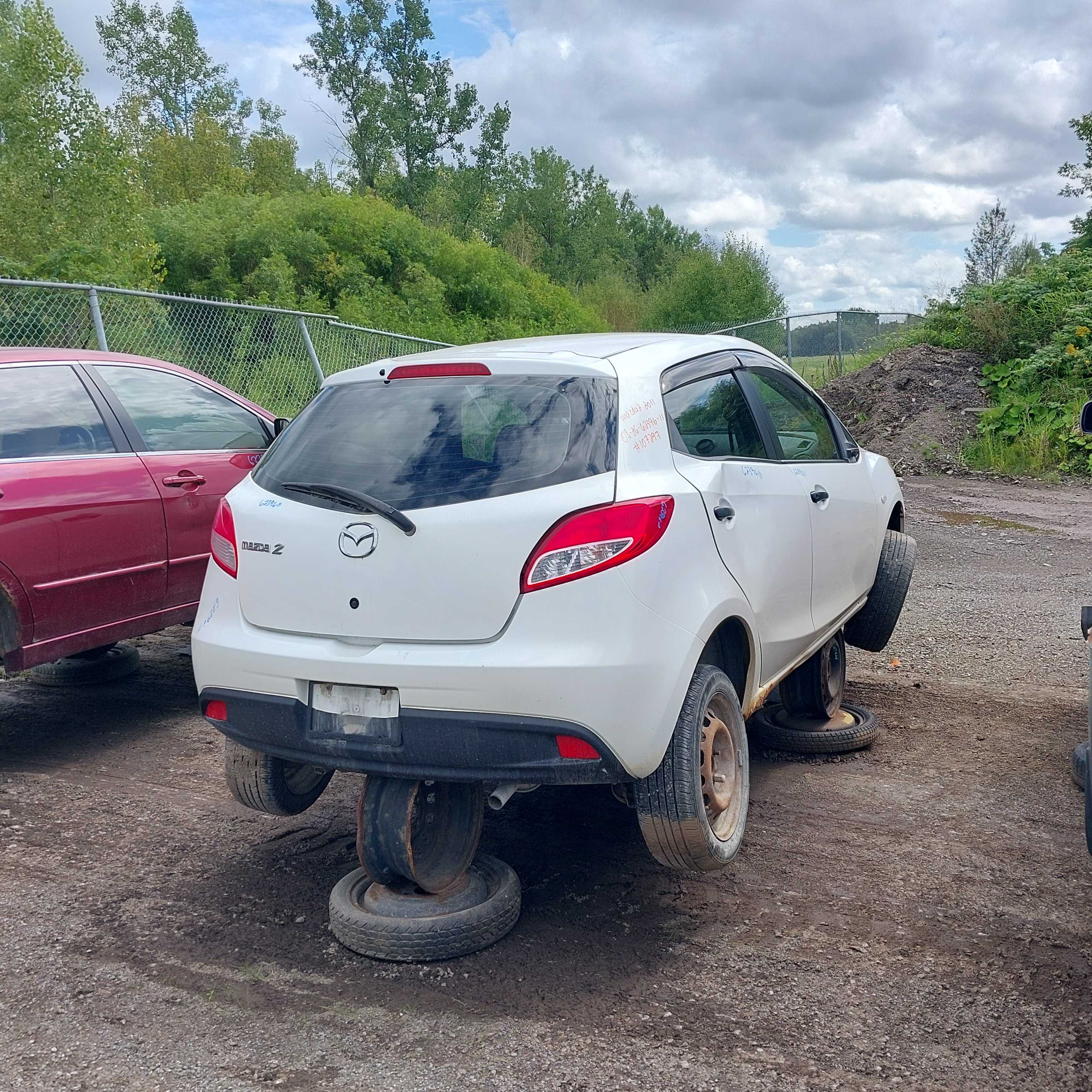 MAZDA MAZDA2 2011