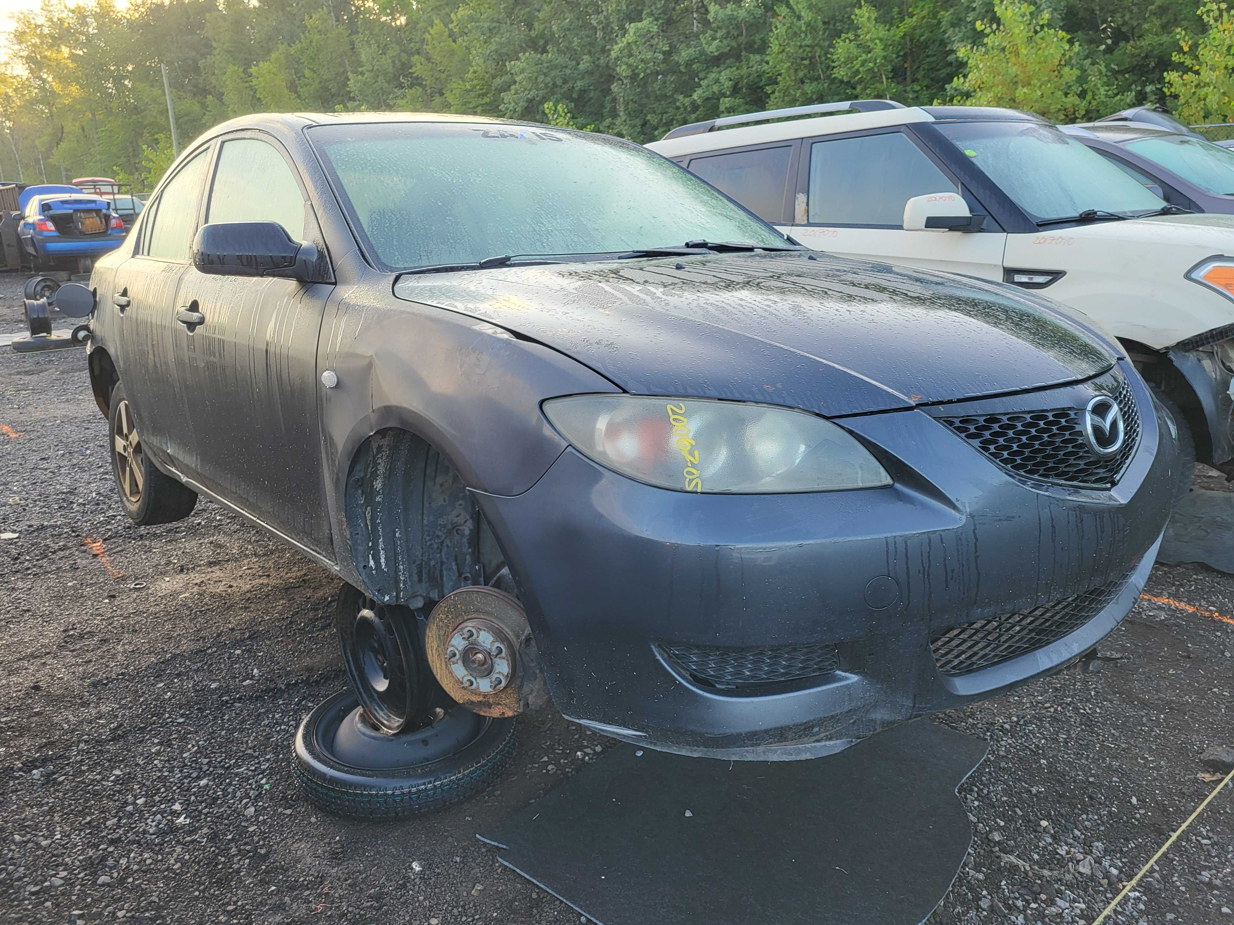 MAZDA MAZDA3 2005