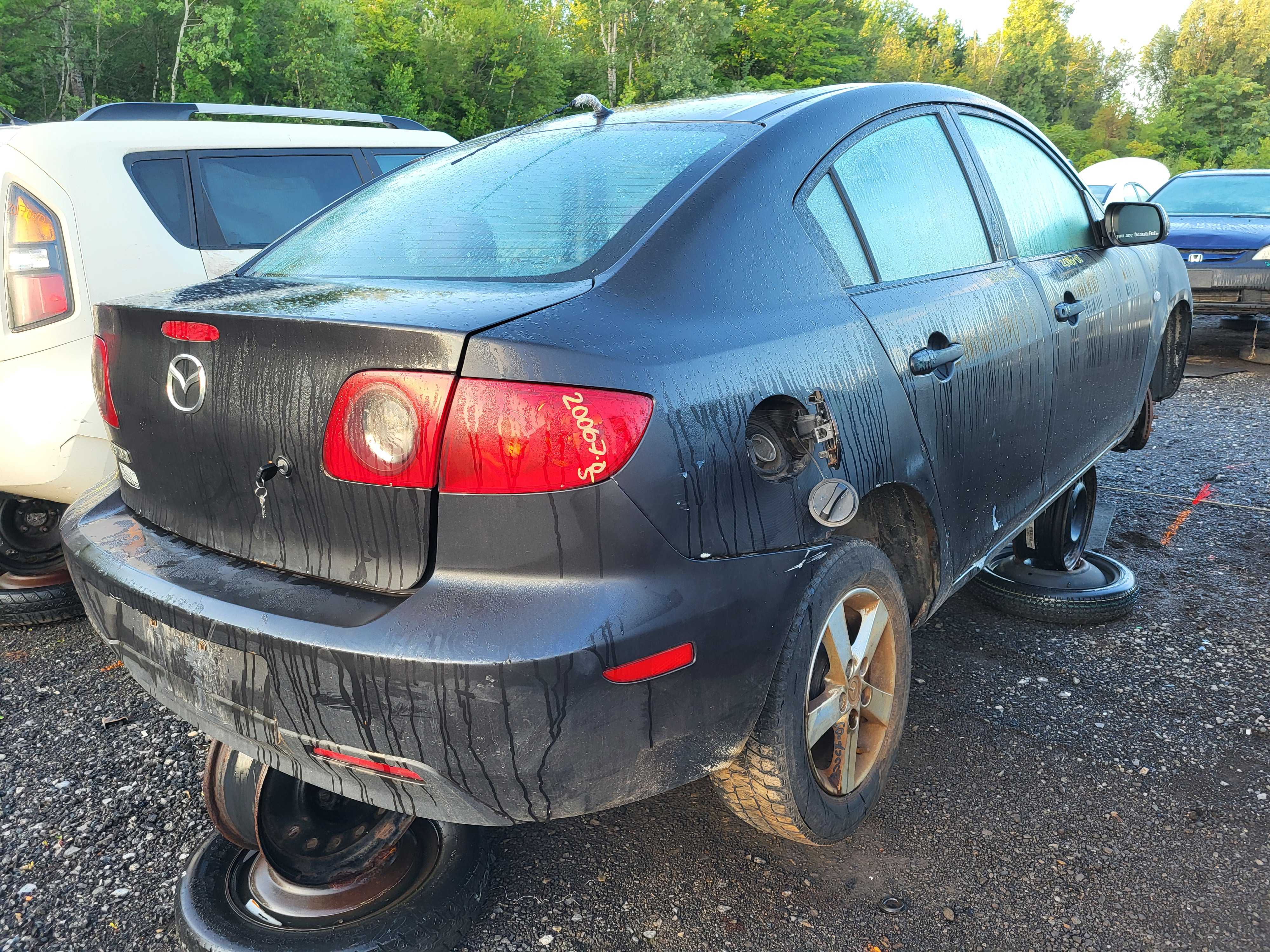 MAZDA MAZDA3 2005